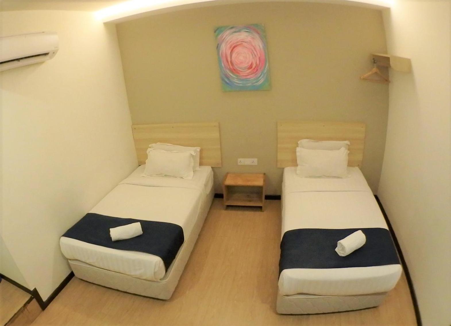 Deluxe Twin Room photo 2