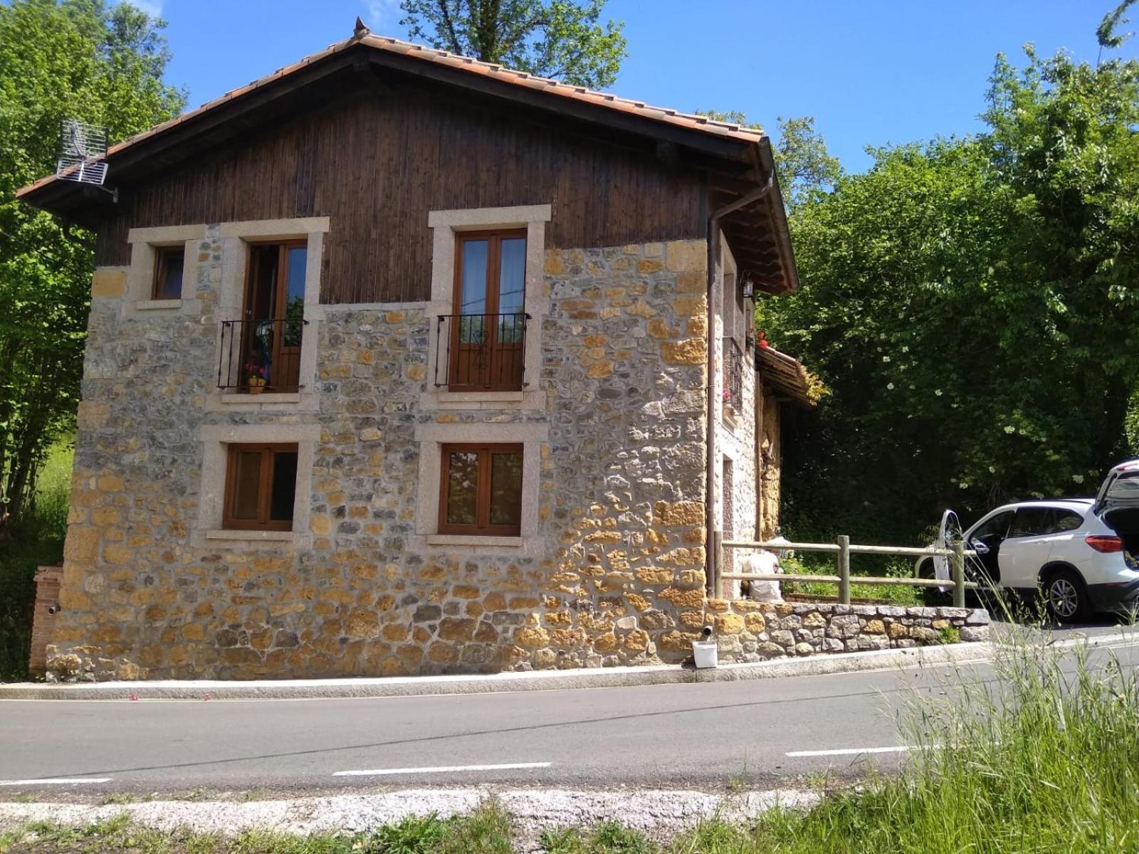 Two-Bedroom House - Photo 8