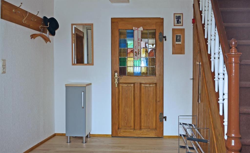 Three-Bedroom House photo 3