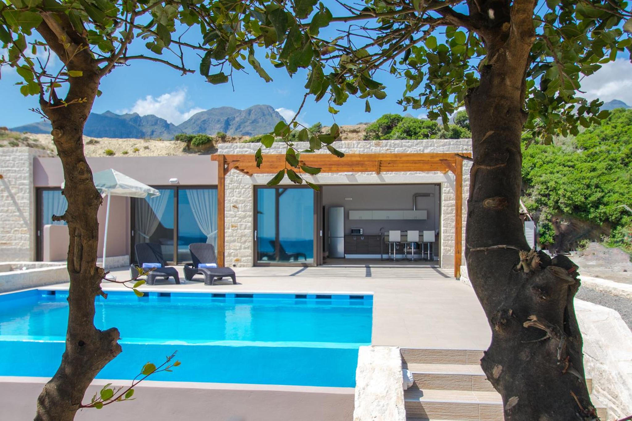 Mary Beach Villa 1 photo 3
