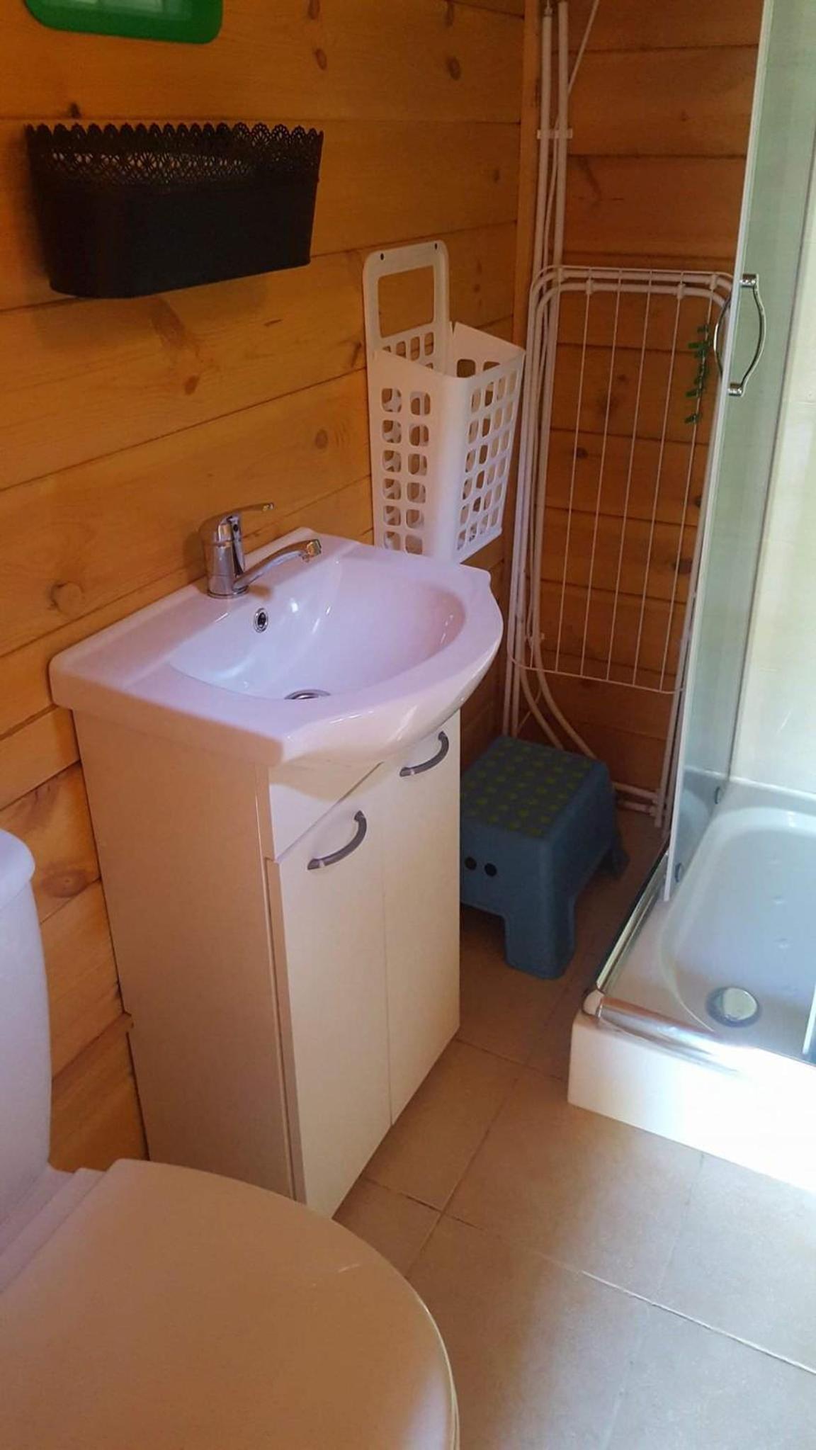 One-Bedroom House - Photo 17