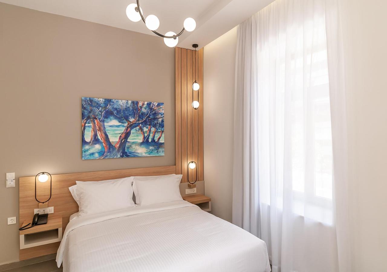 Double or Twin Room - Photo 8