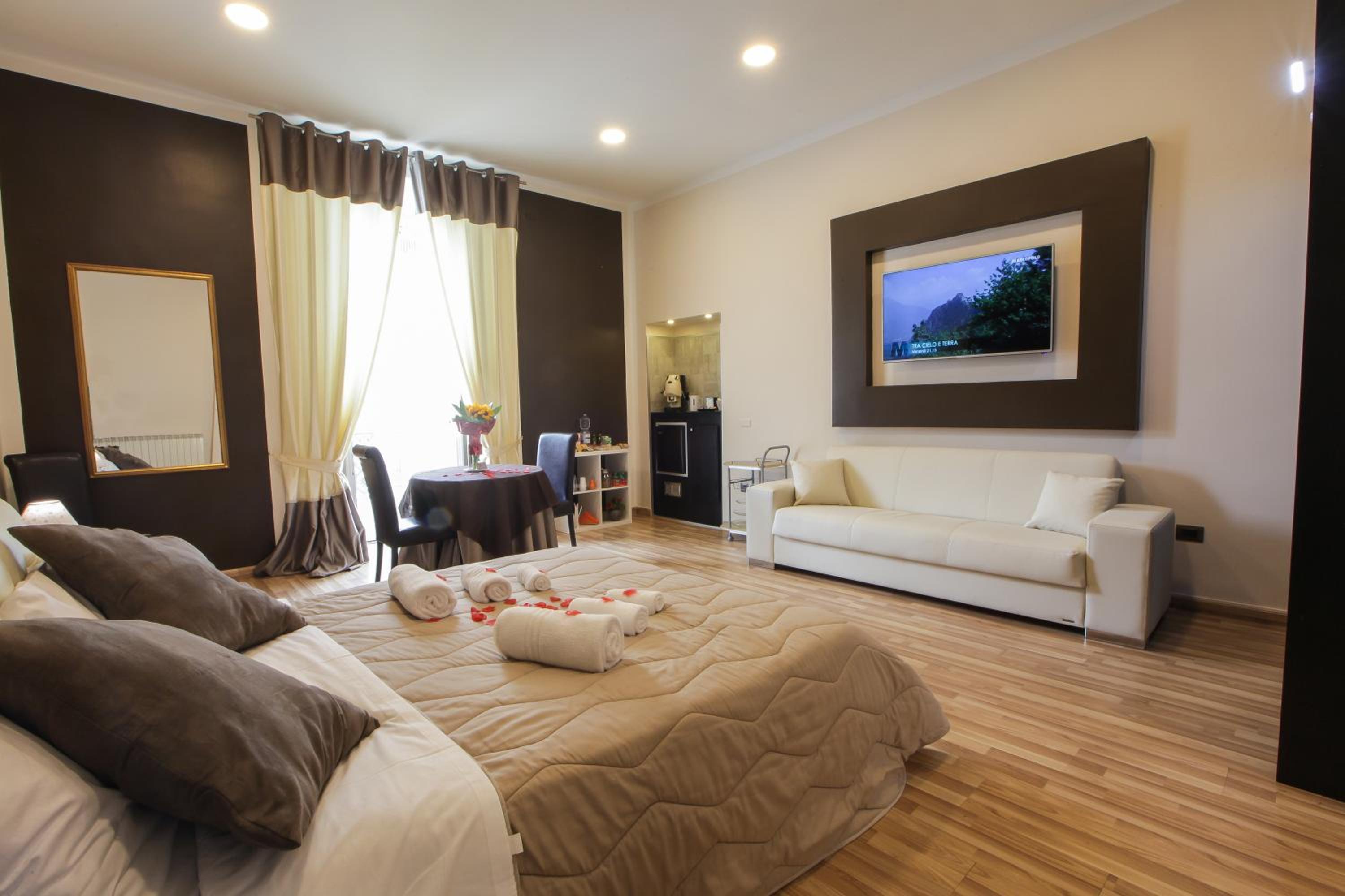 Deluxe Triple Room photo 1