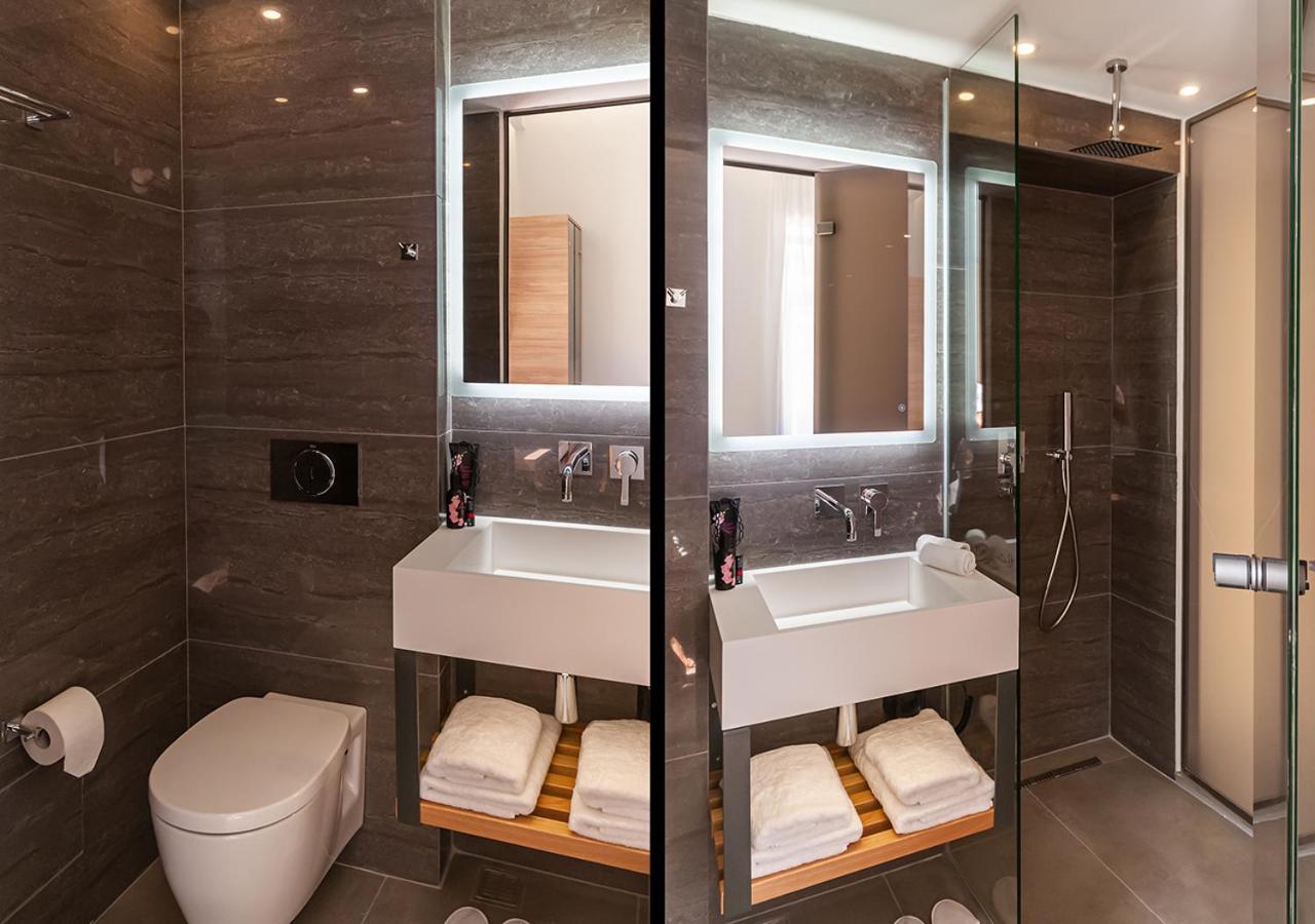 Double or Twin Room - Photo 3