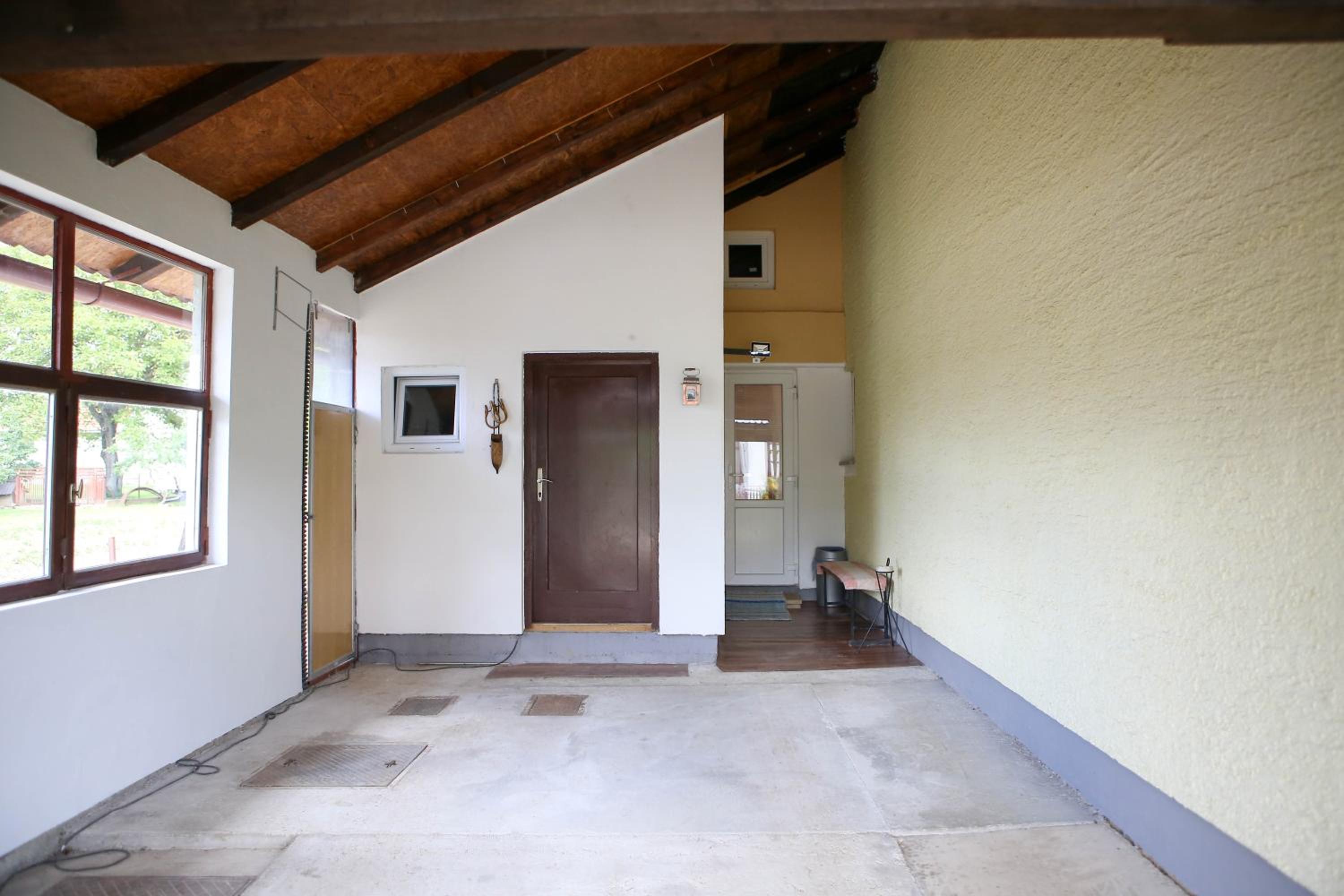 Apartment - Photo 22
