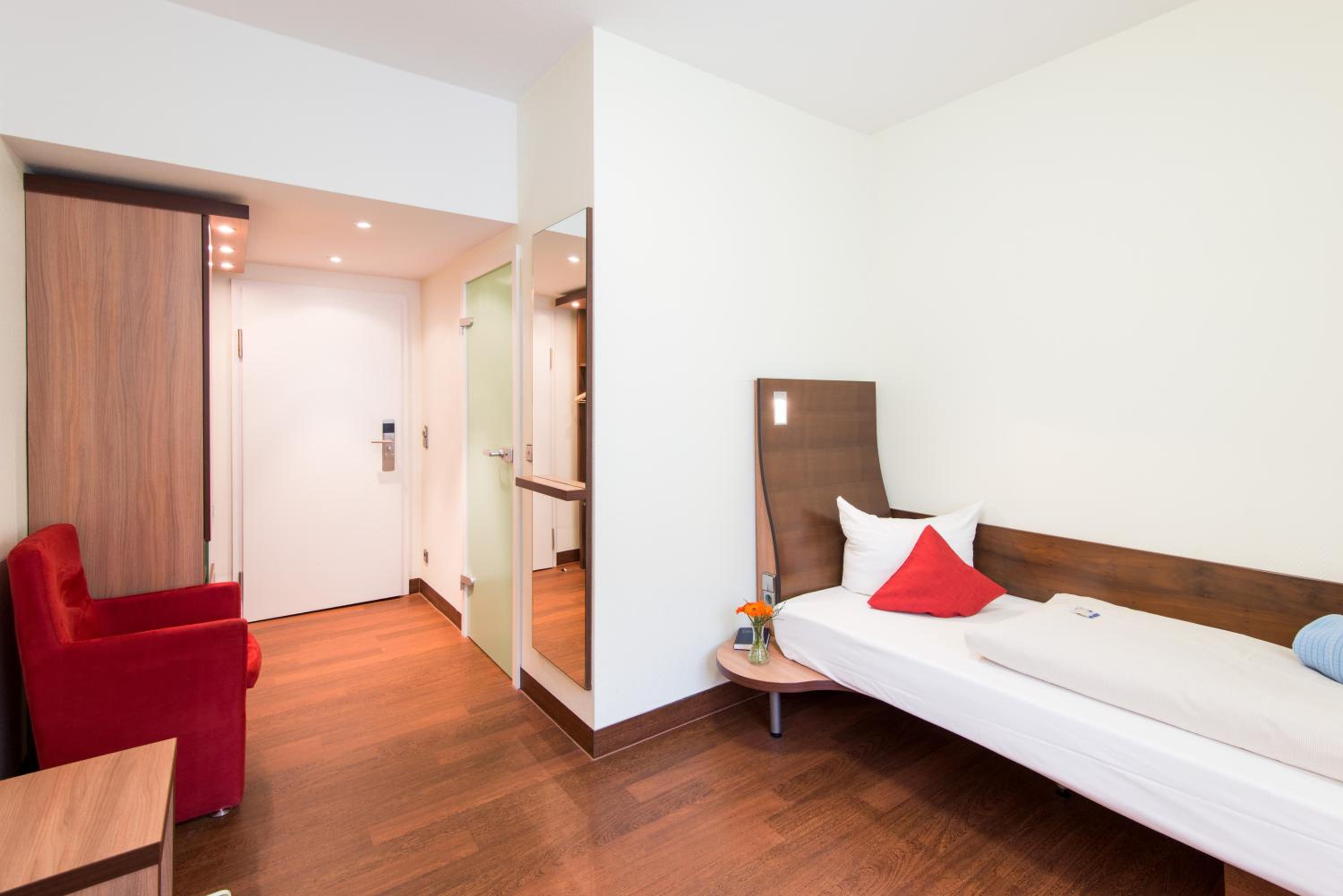 Economy Single Room