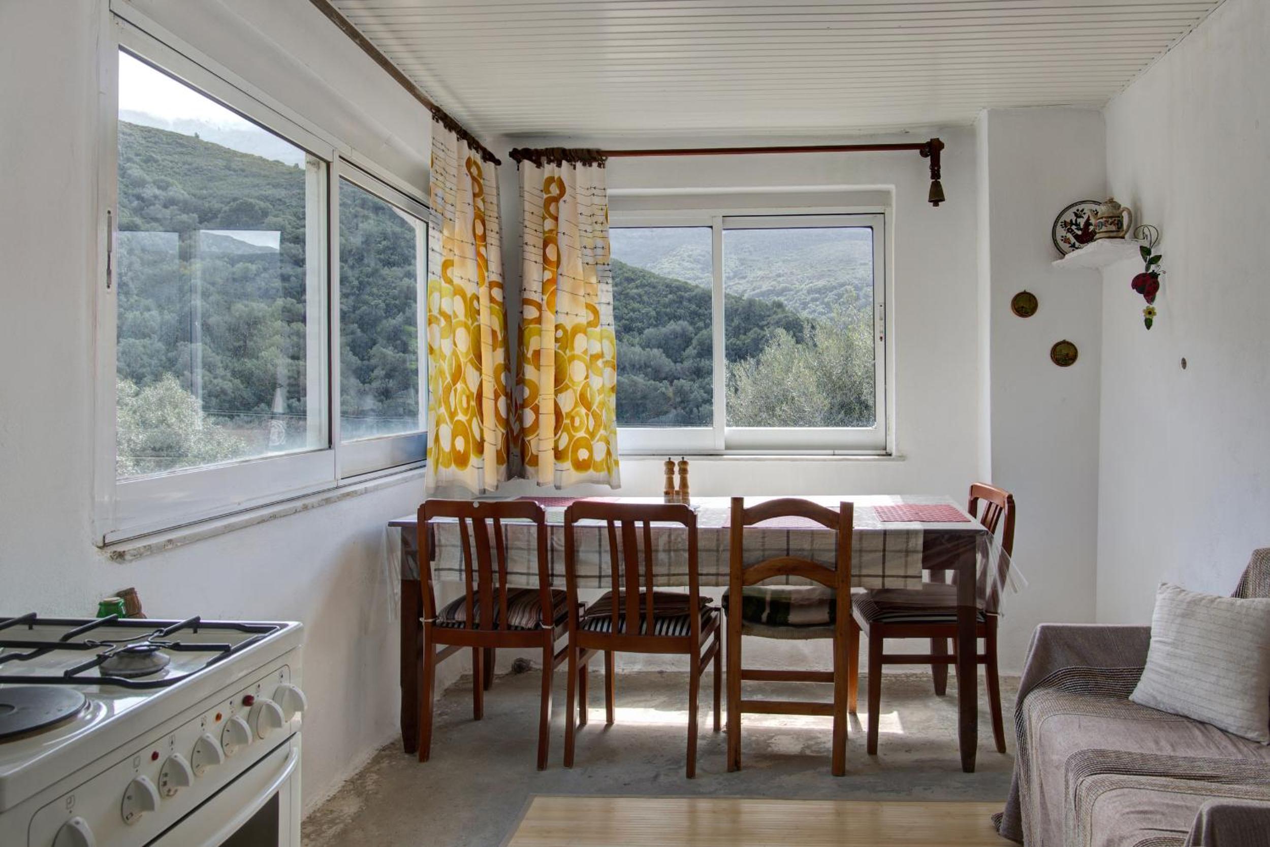 One-Bedroom House photo 3