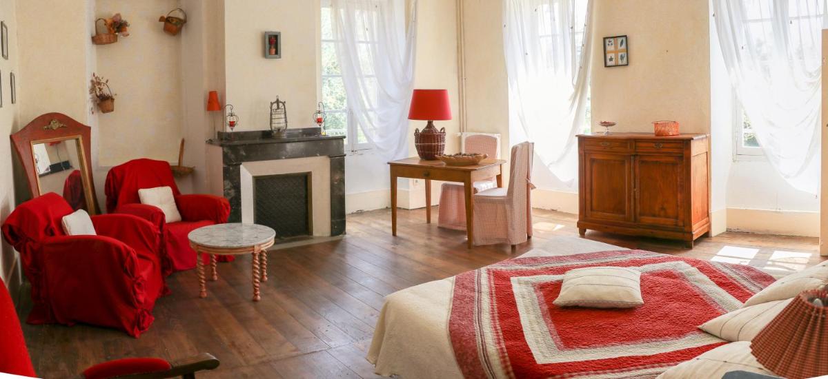 Family Room with Bath photo 2
