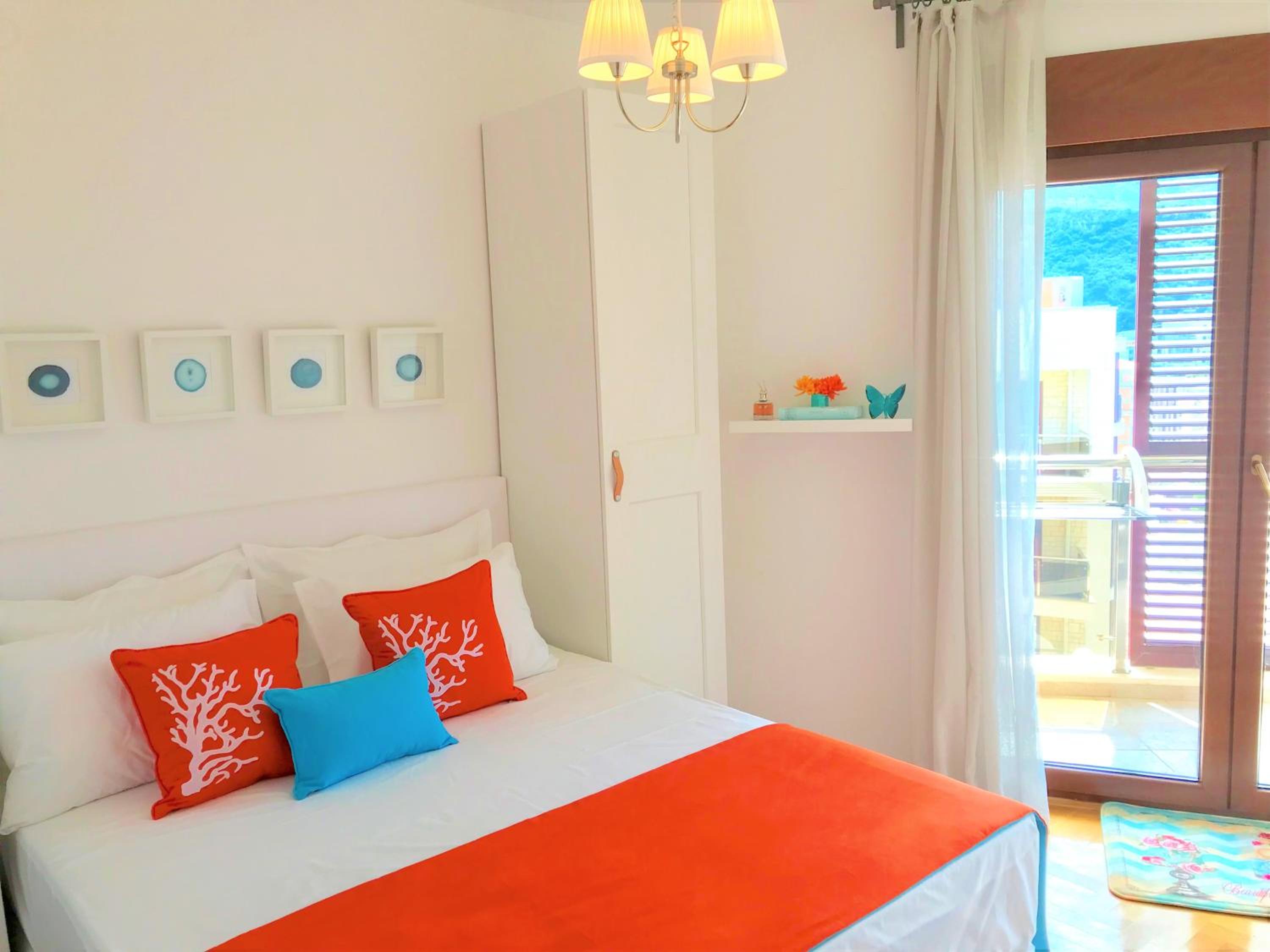 Apartment With Sea View
