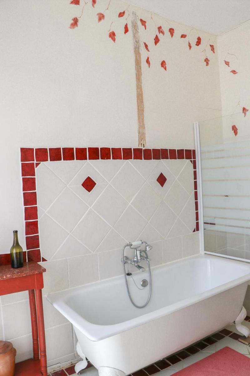 Family Room with Bath photo 3