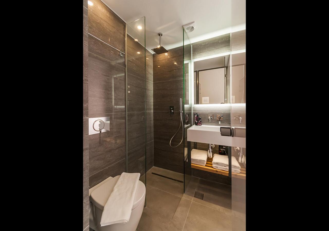 Standard Double or Twin Room - Photo 5