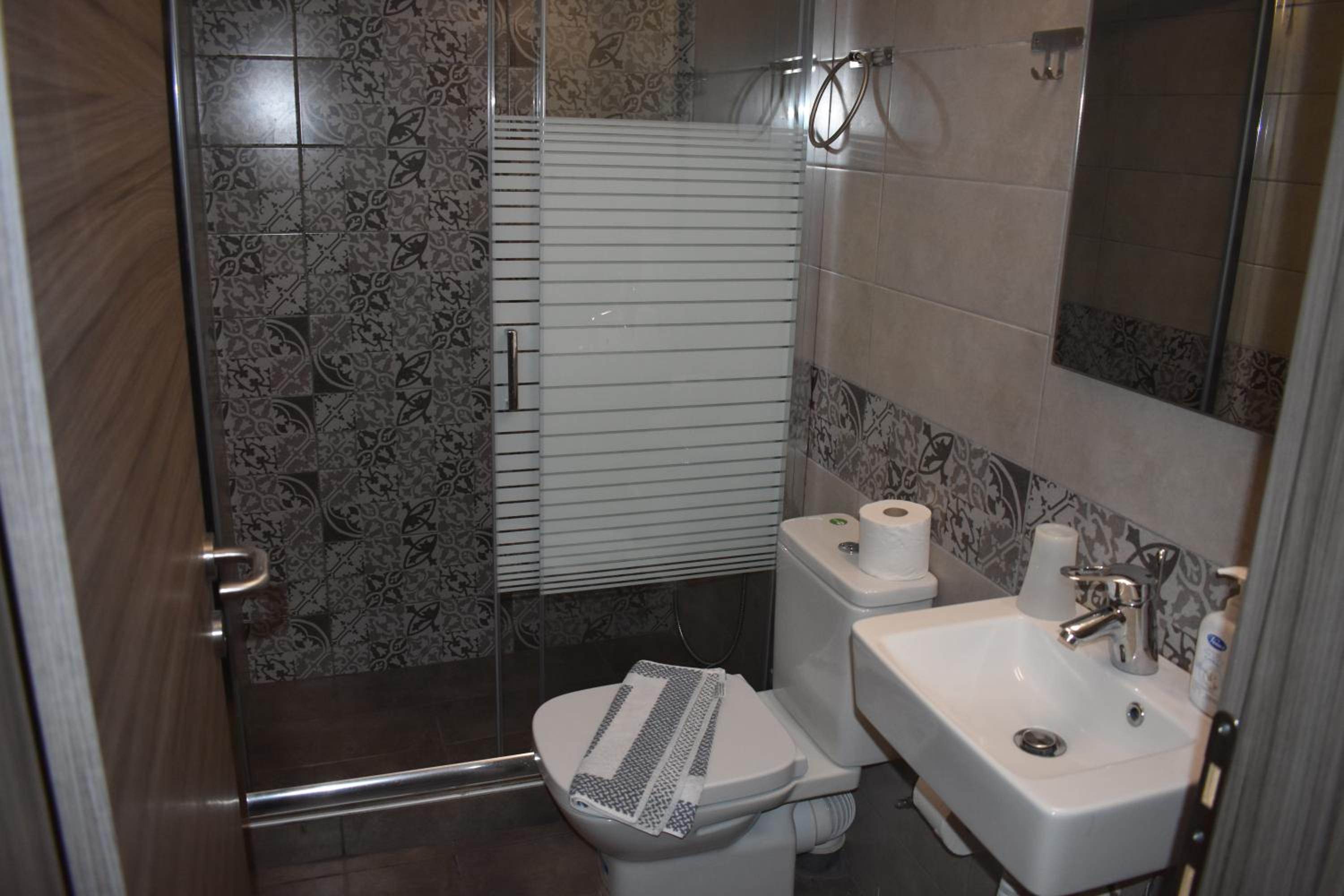 Classic Double Room - Photo 22
