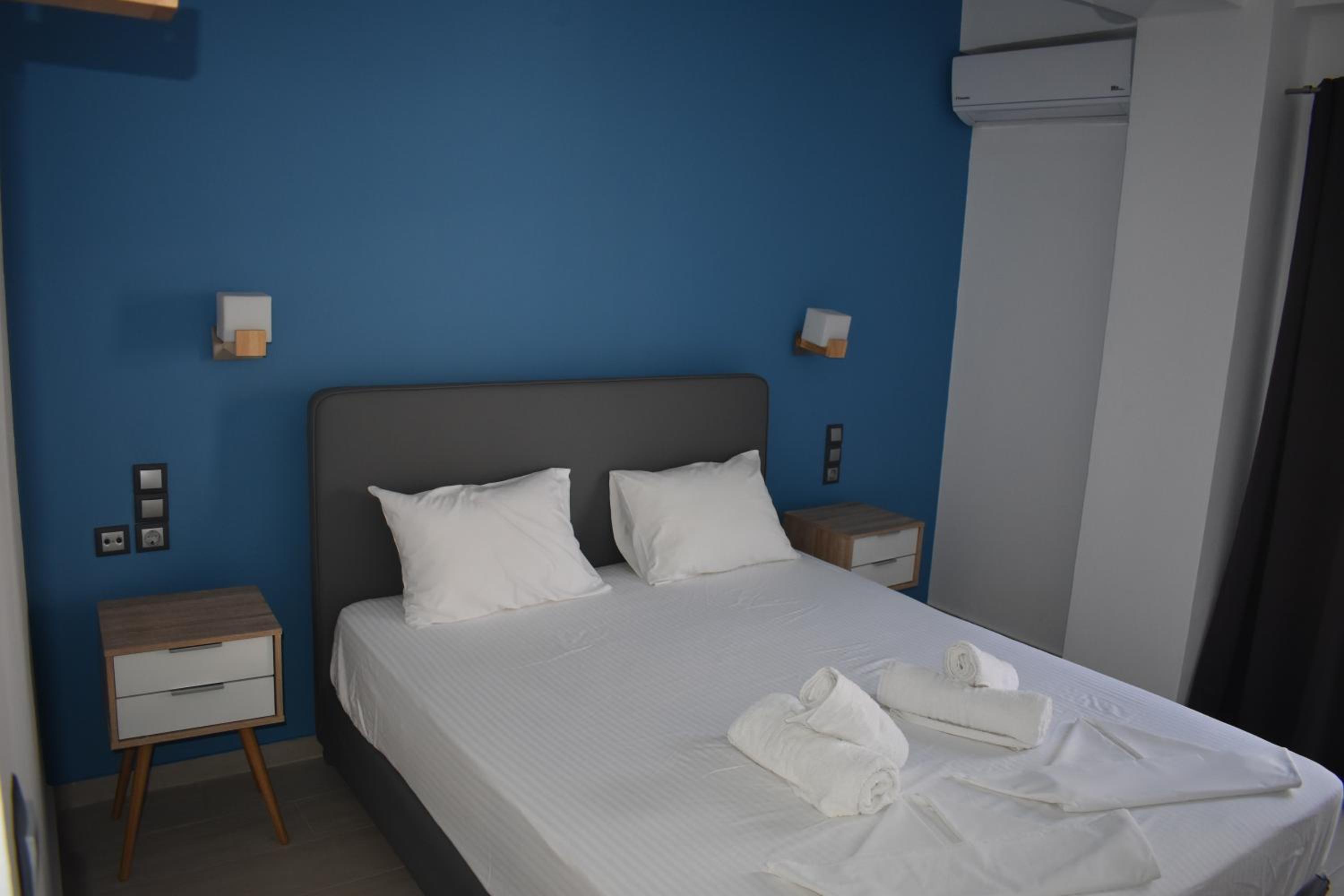 Classic Double Room - Photo 8
