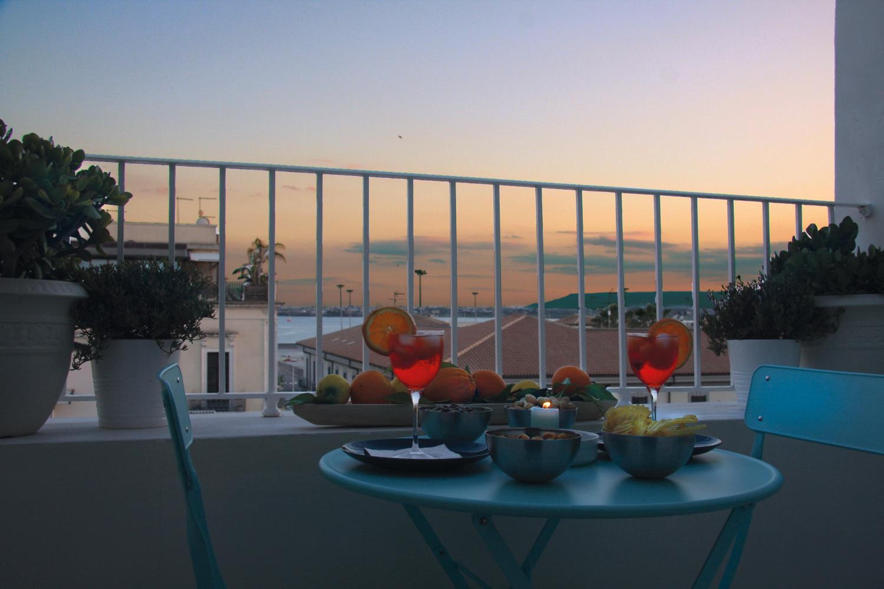 One-Bedroom Apartment - Photo 28
