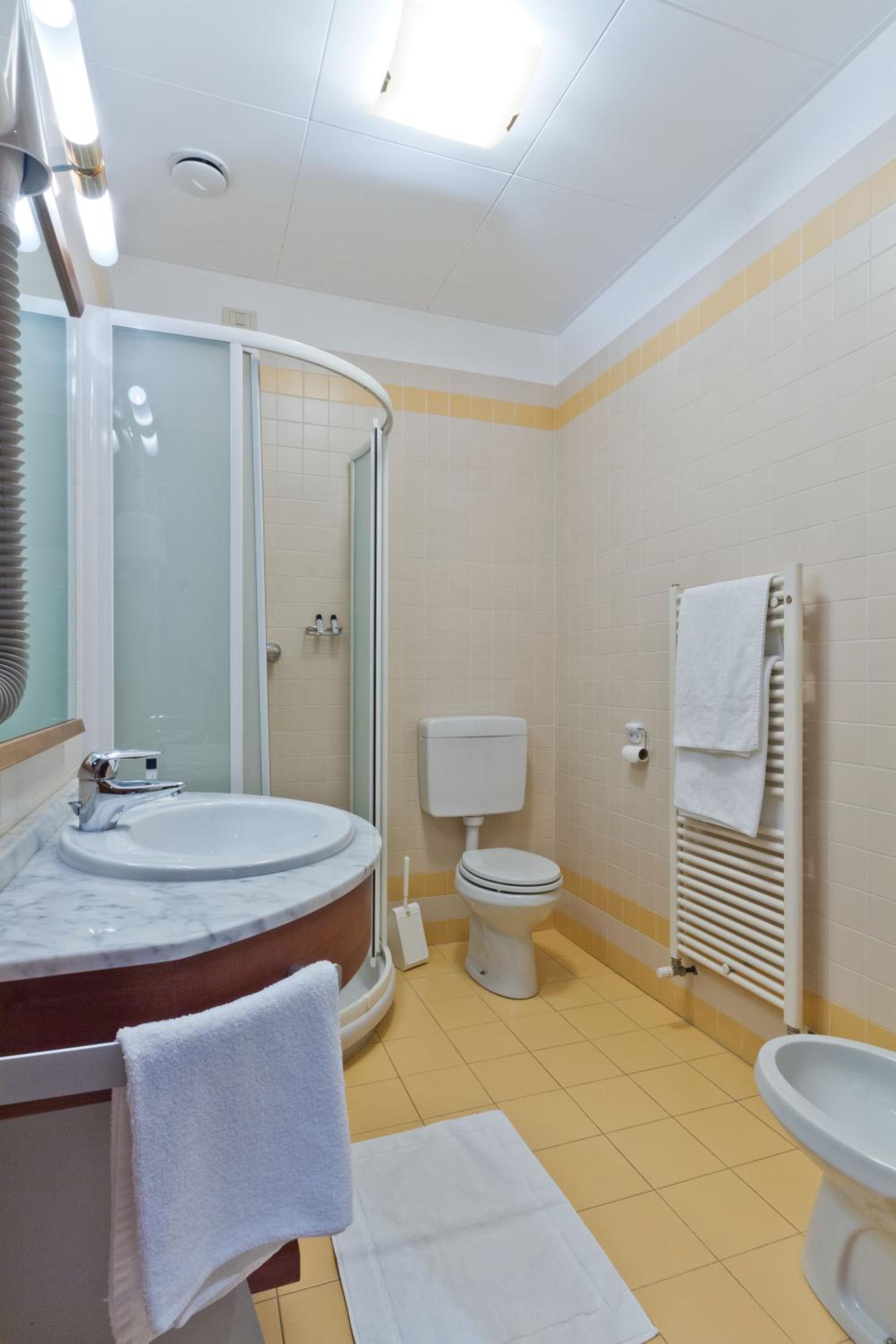 Single Room photo 2