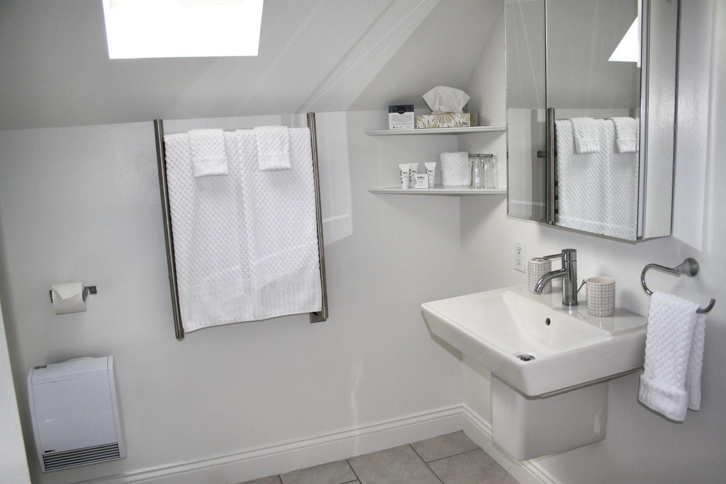 Deluxe Suite photo 2