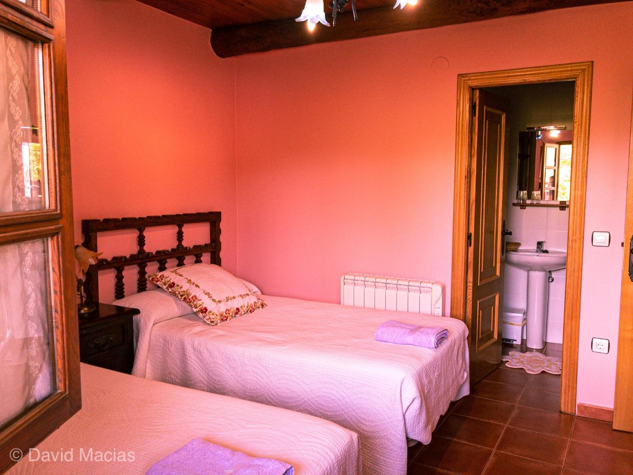 Habitación Doble con Baño Privado