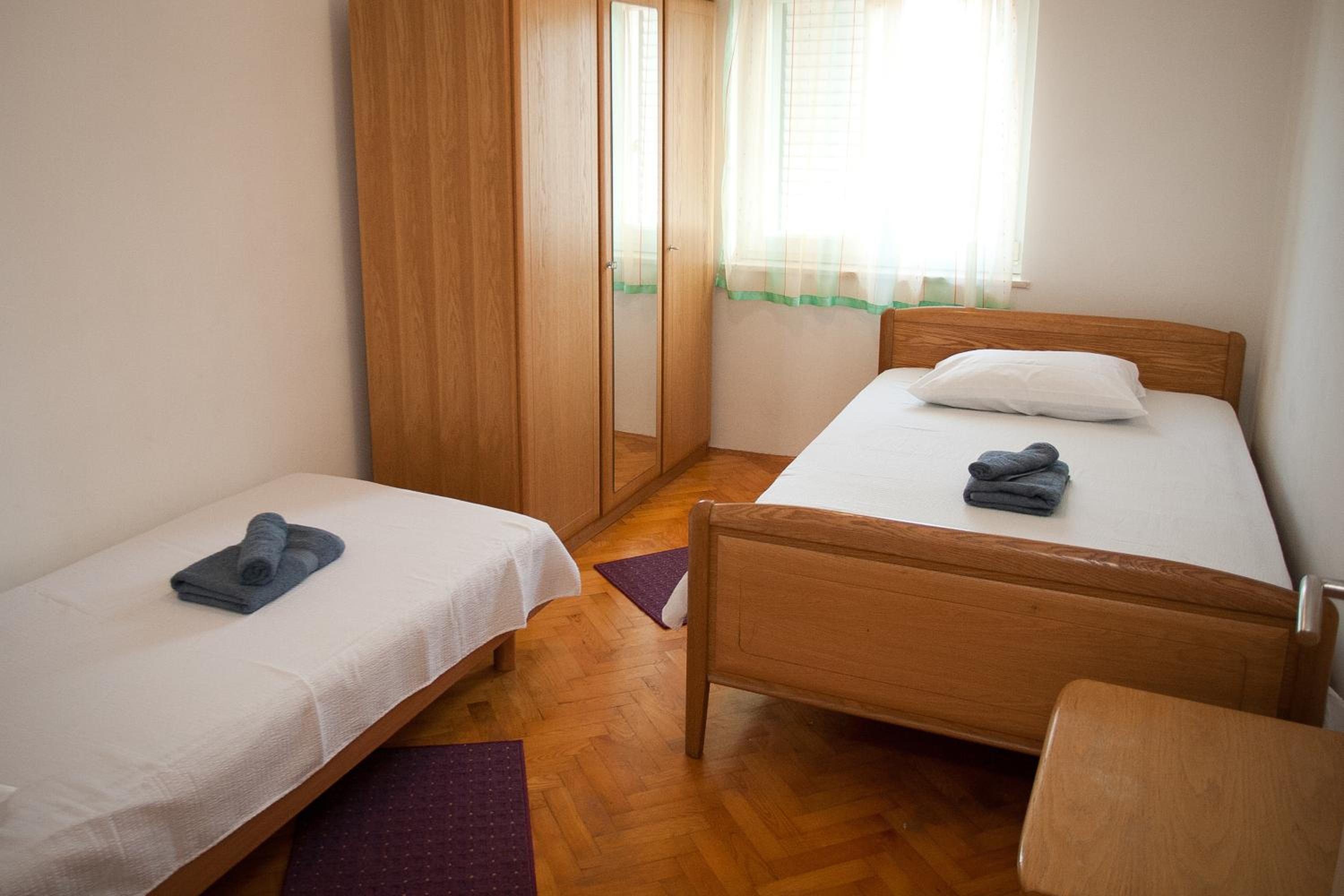 Apartment - Photo 5