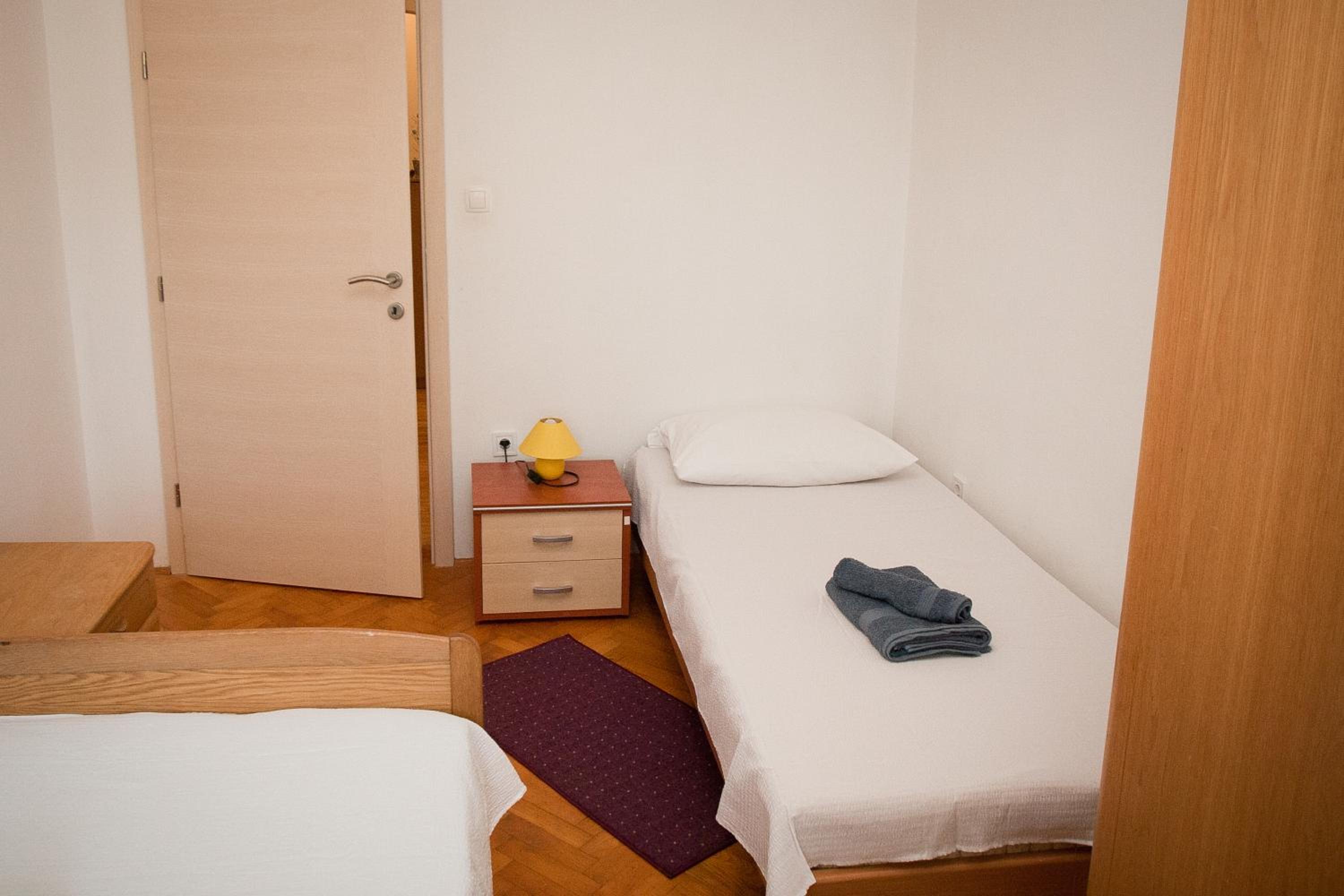 Apartment - Photo 4