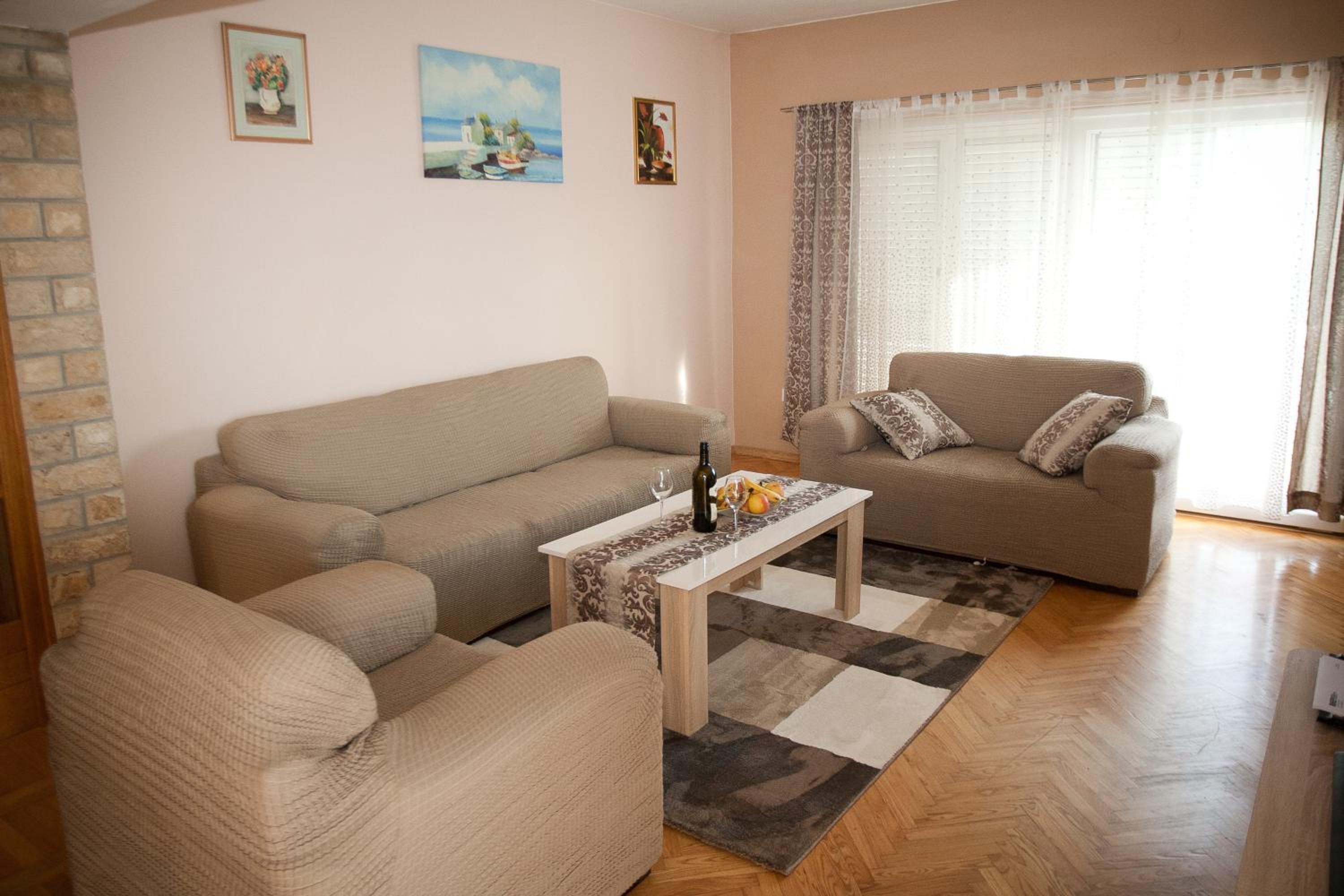 Apartment - Photo 23