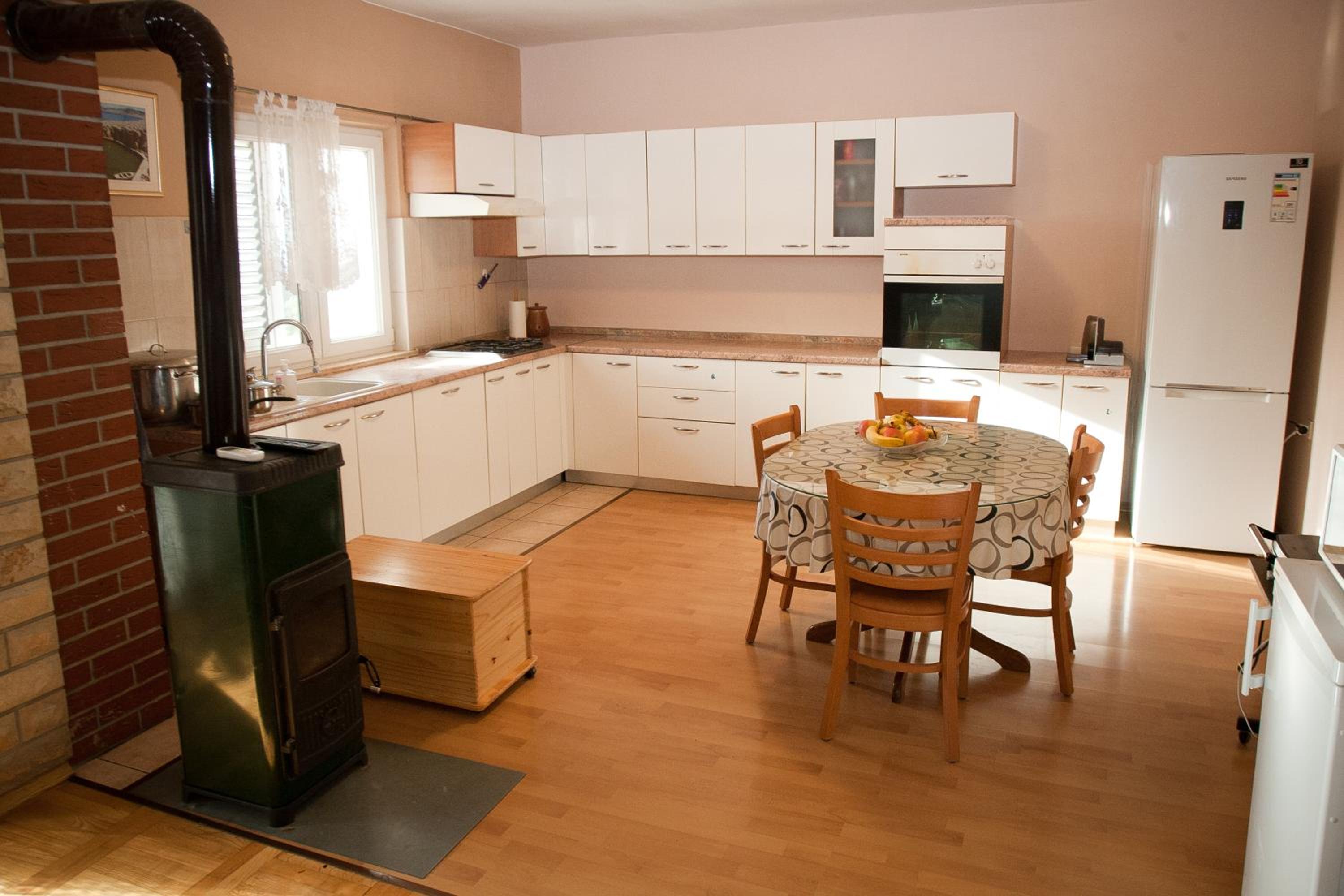Apartment - Photo 25