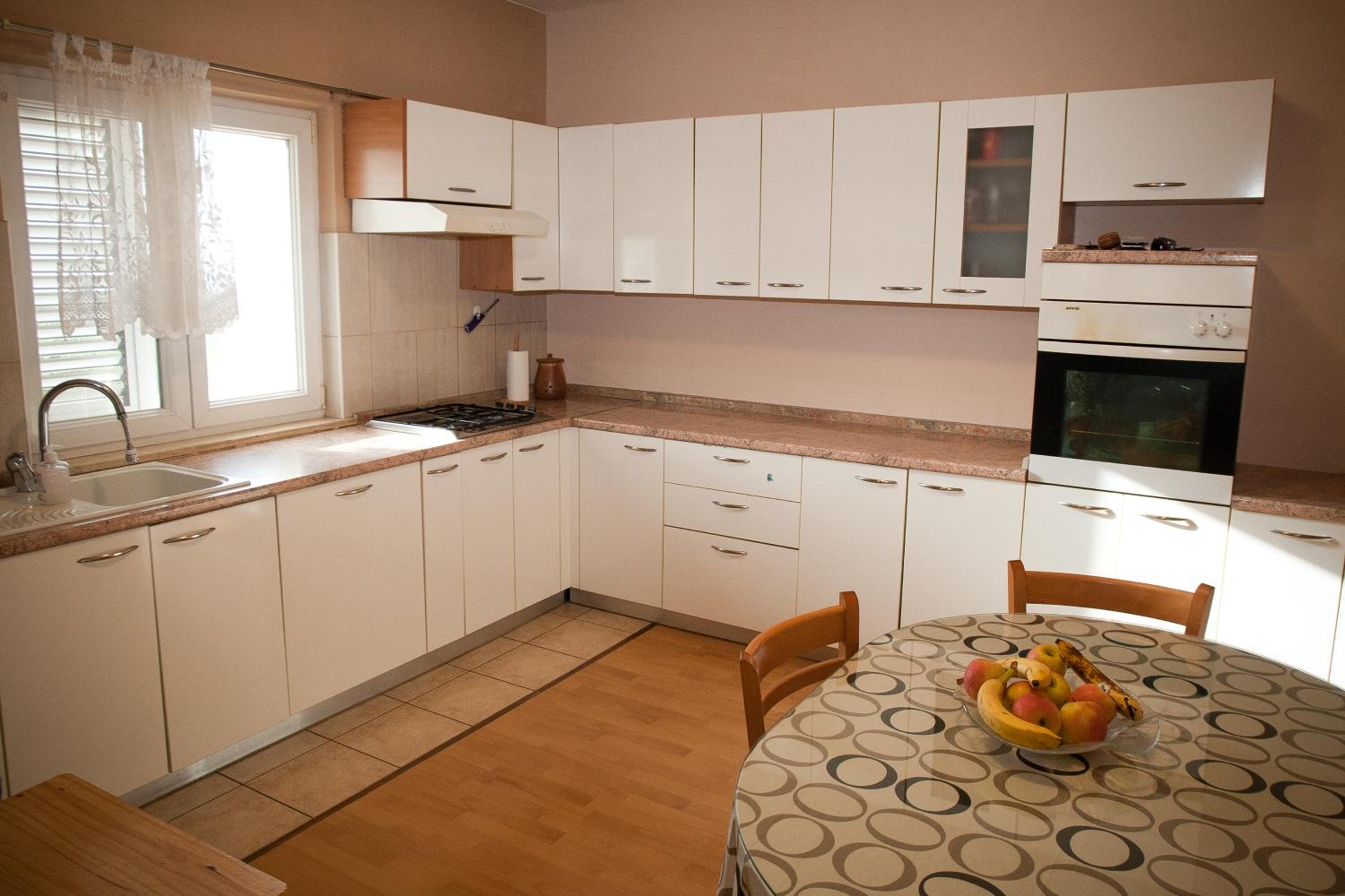 Apartment - Photo 24