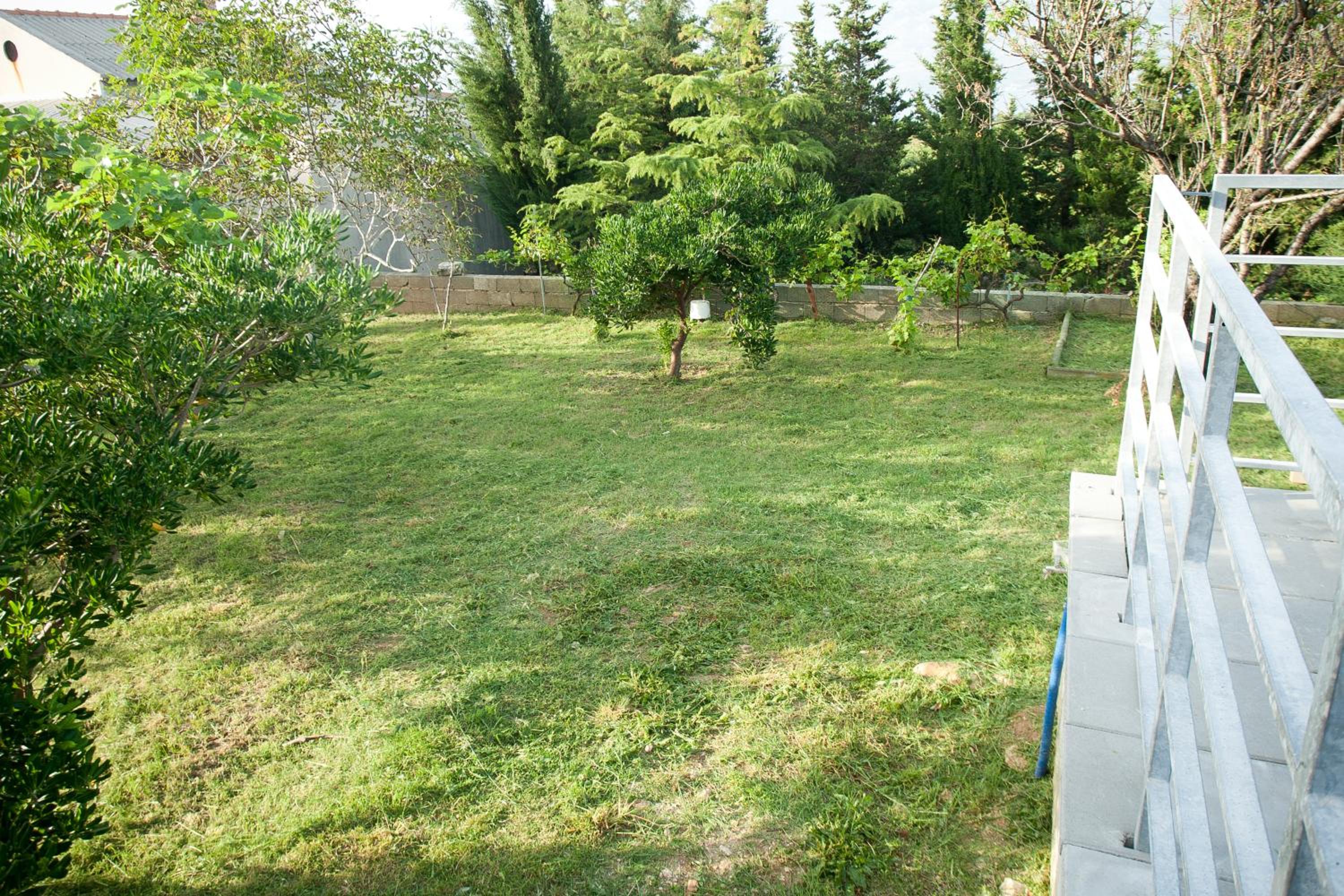 Apartment - Photo 19
