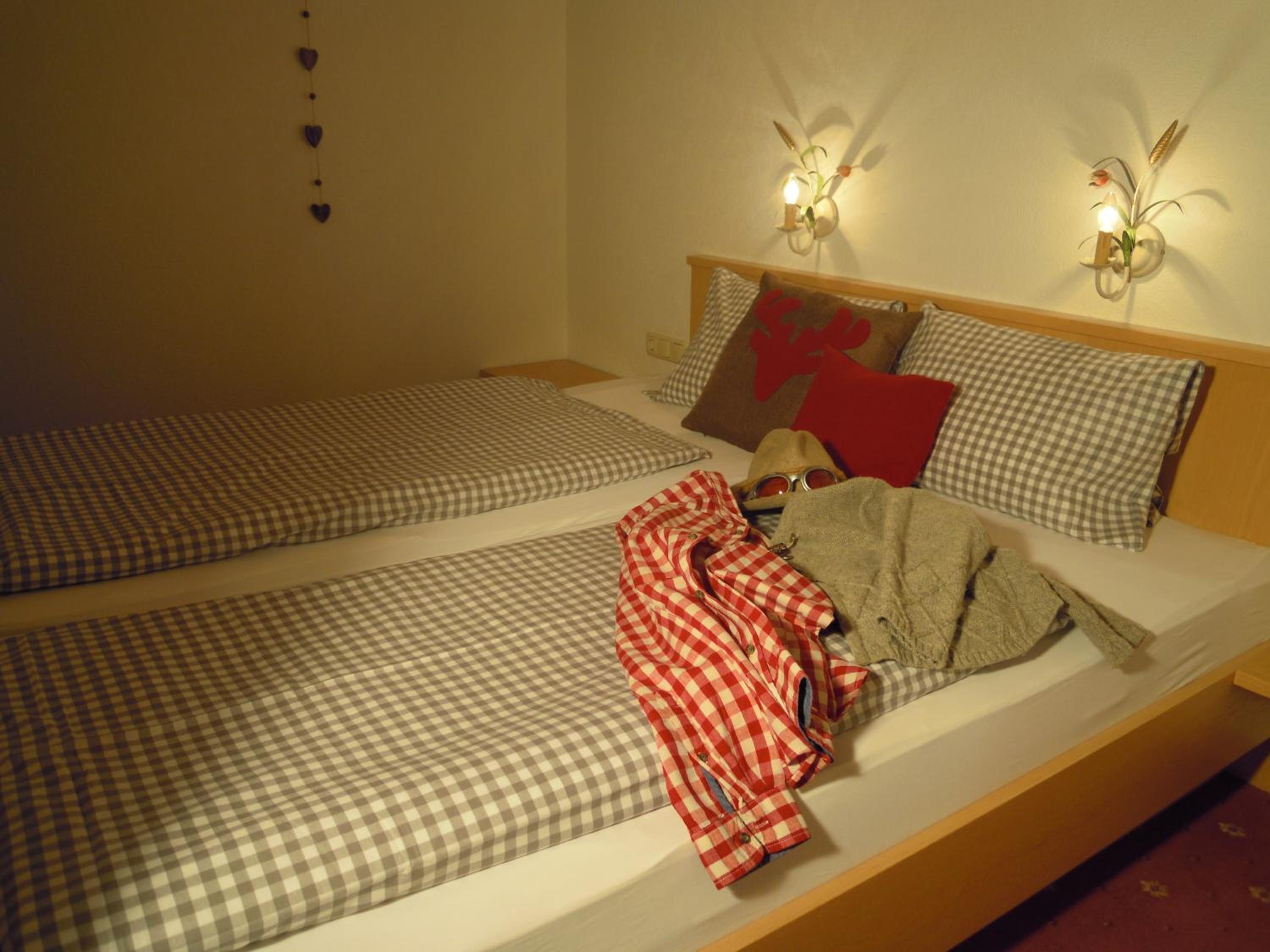 One-Bedroom Apartment - Annex photo 1