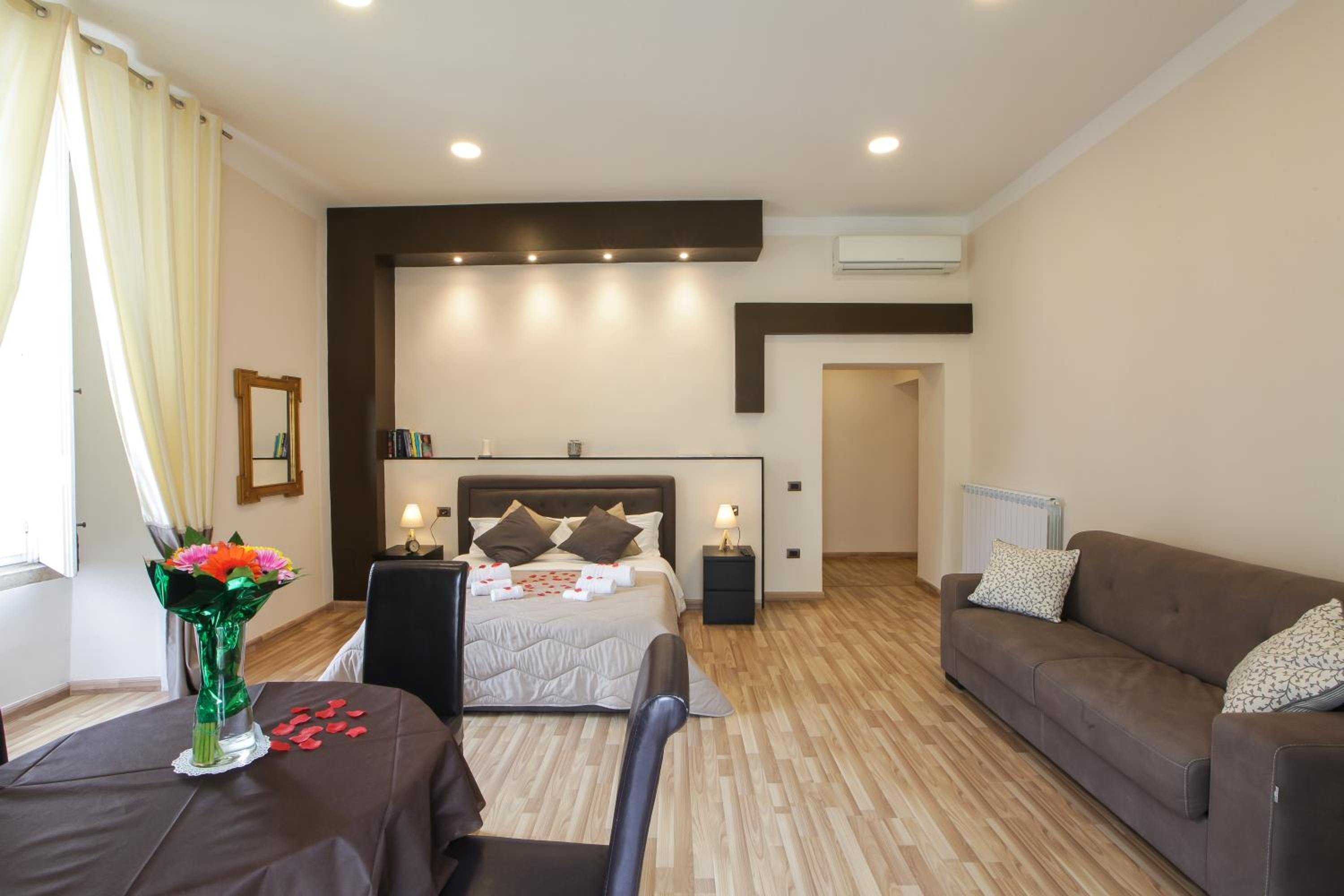 Deluxe Family Room photo 2