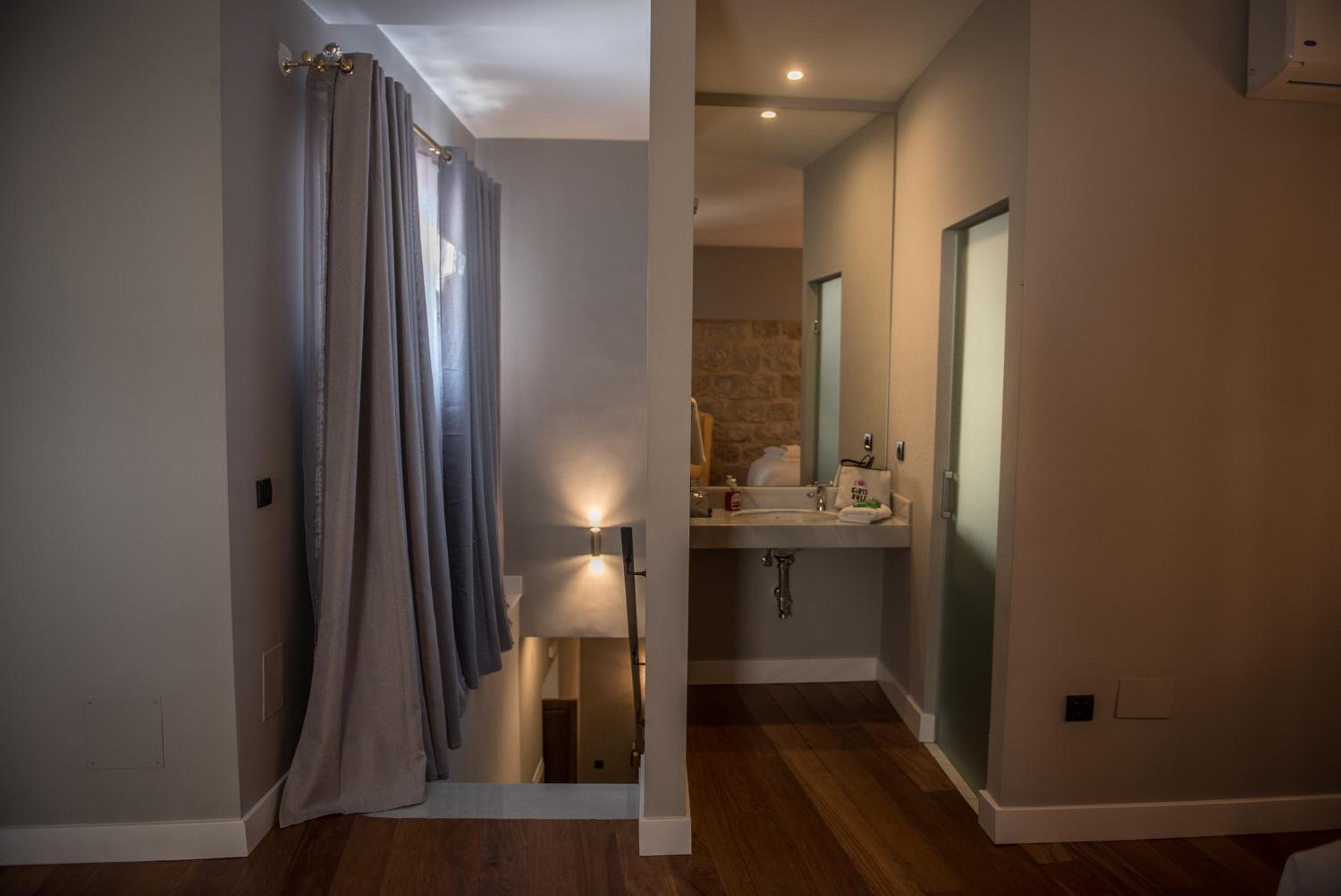  Double Duplex Deluxe Room - Photo 5