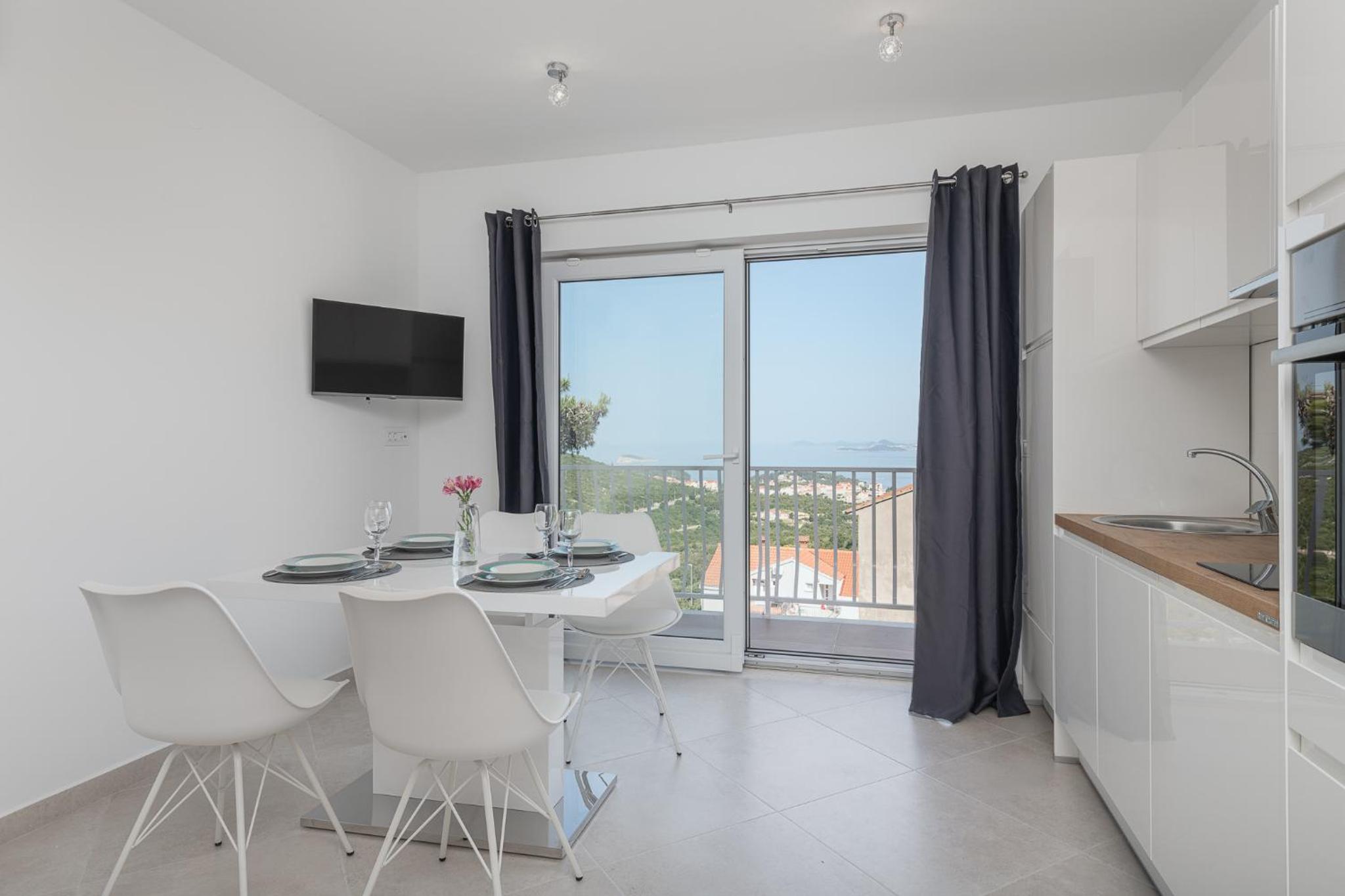 Apartment with Sea View - Photo 13