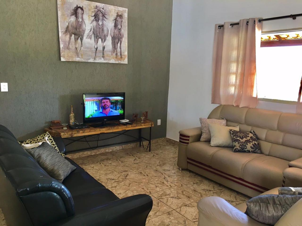 Seven-Bedroom House photo 1