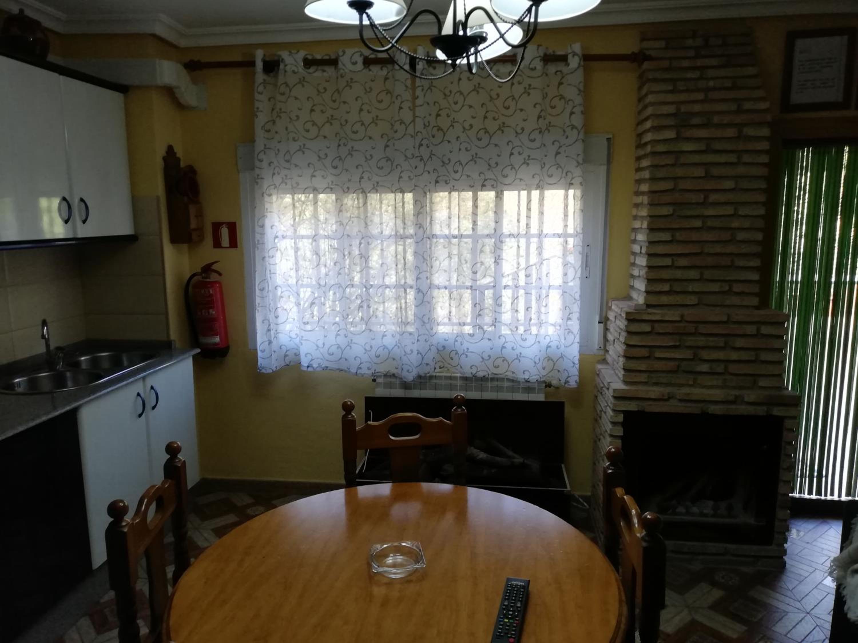 One-Bedroom House photo 2