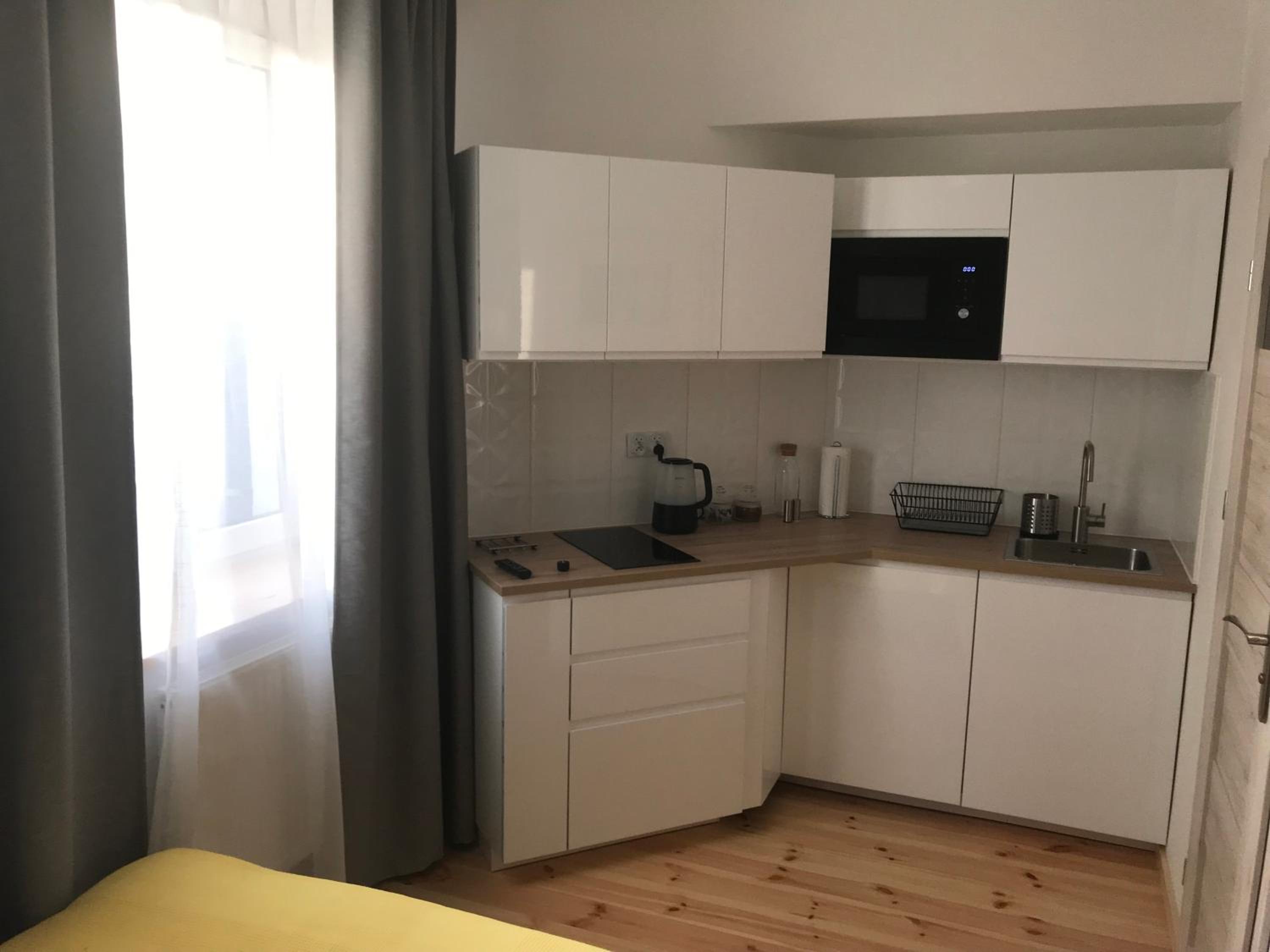 Studio Apartment photo 2