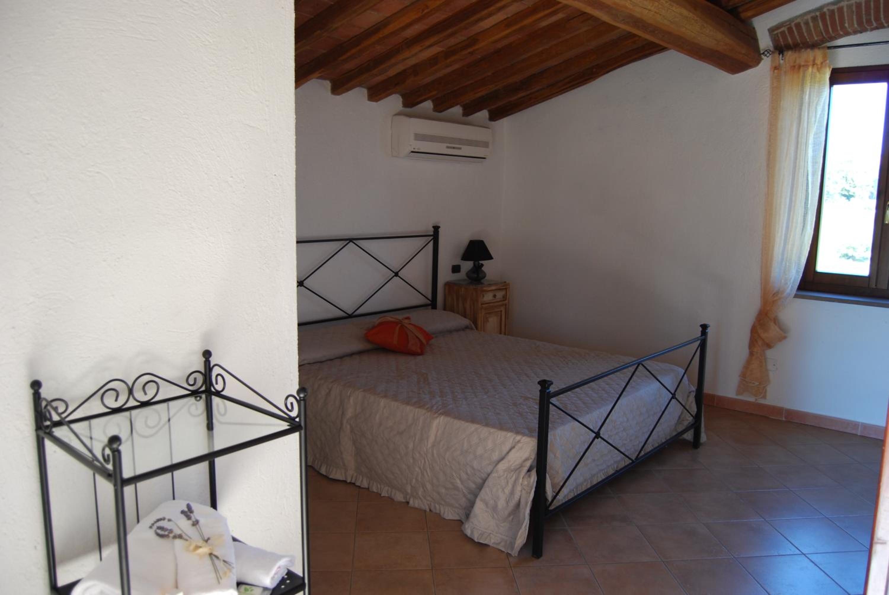 Apartment - Split Level photo 1