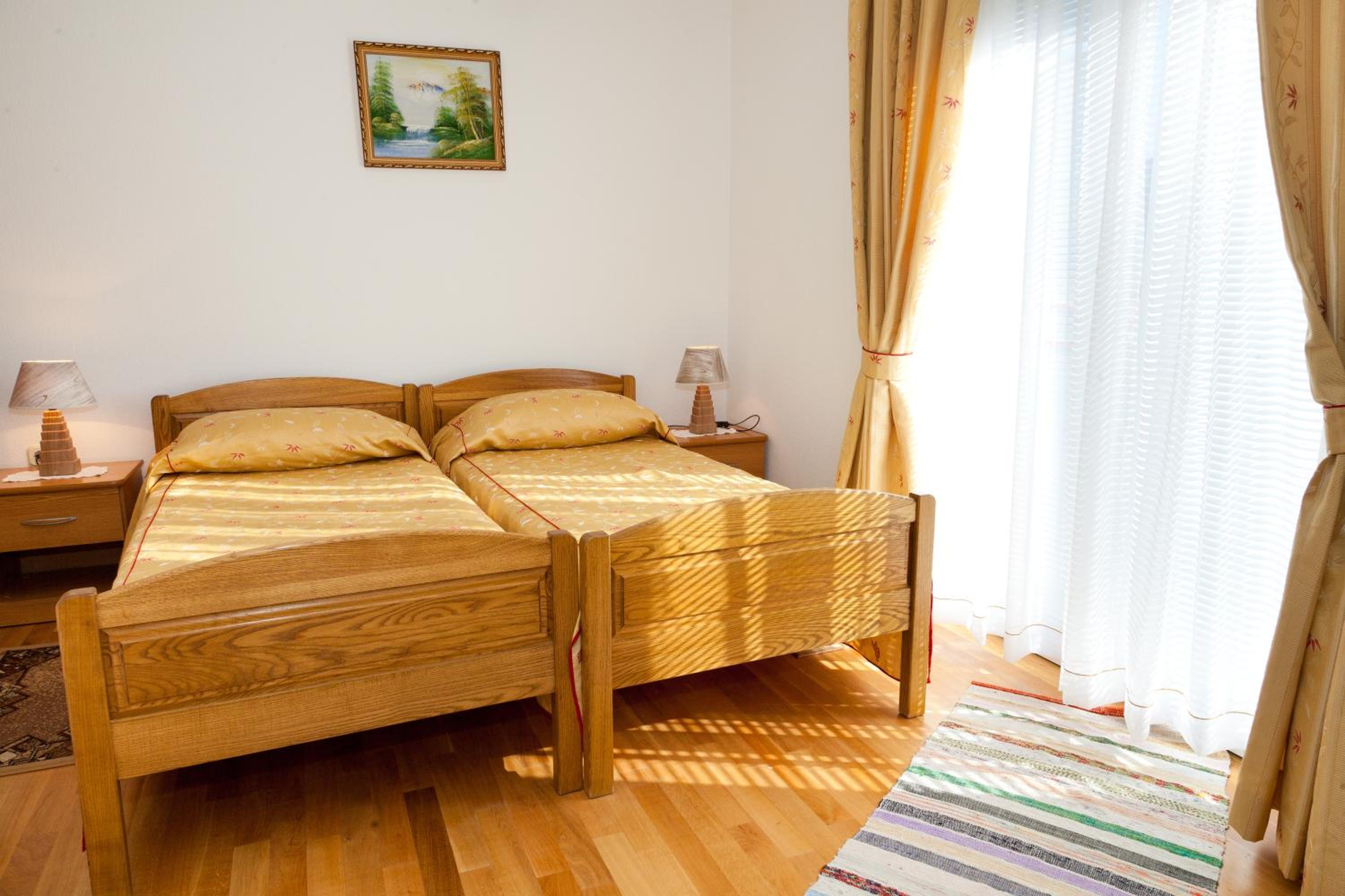 Double or Twin Room with Balcony photo 2