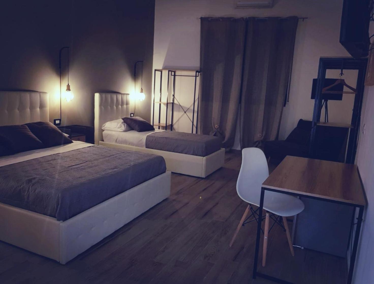 Triple Room - Disability Access - Photo 1