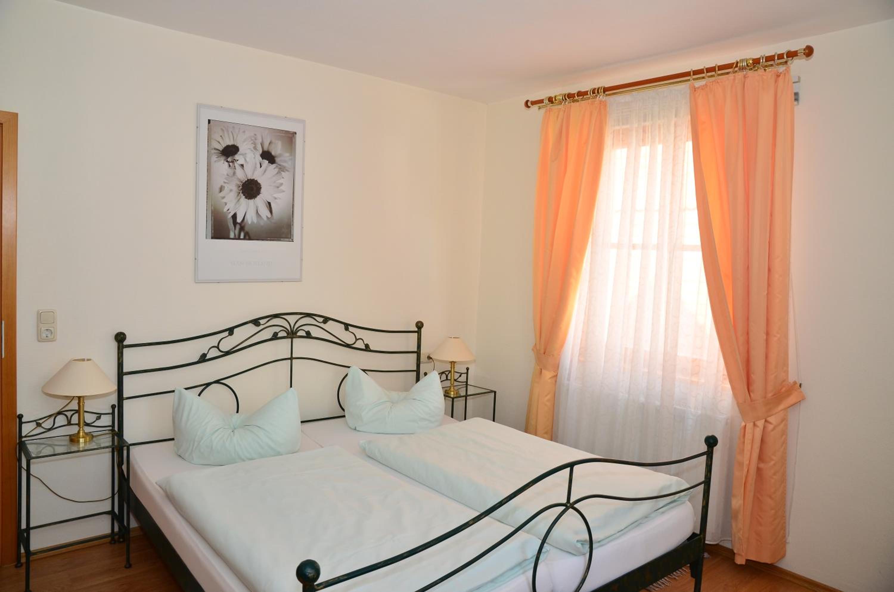 One-Bedroom Suite photo 1