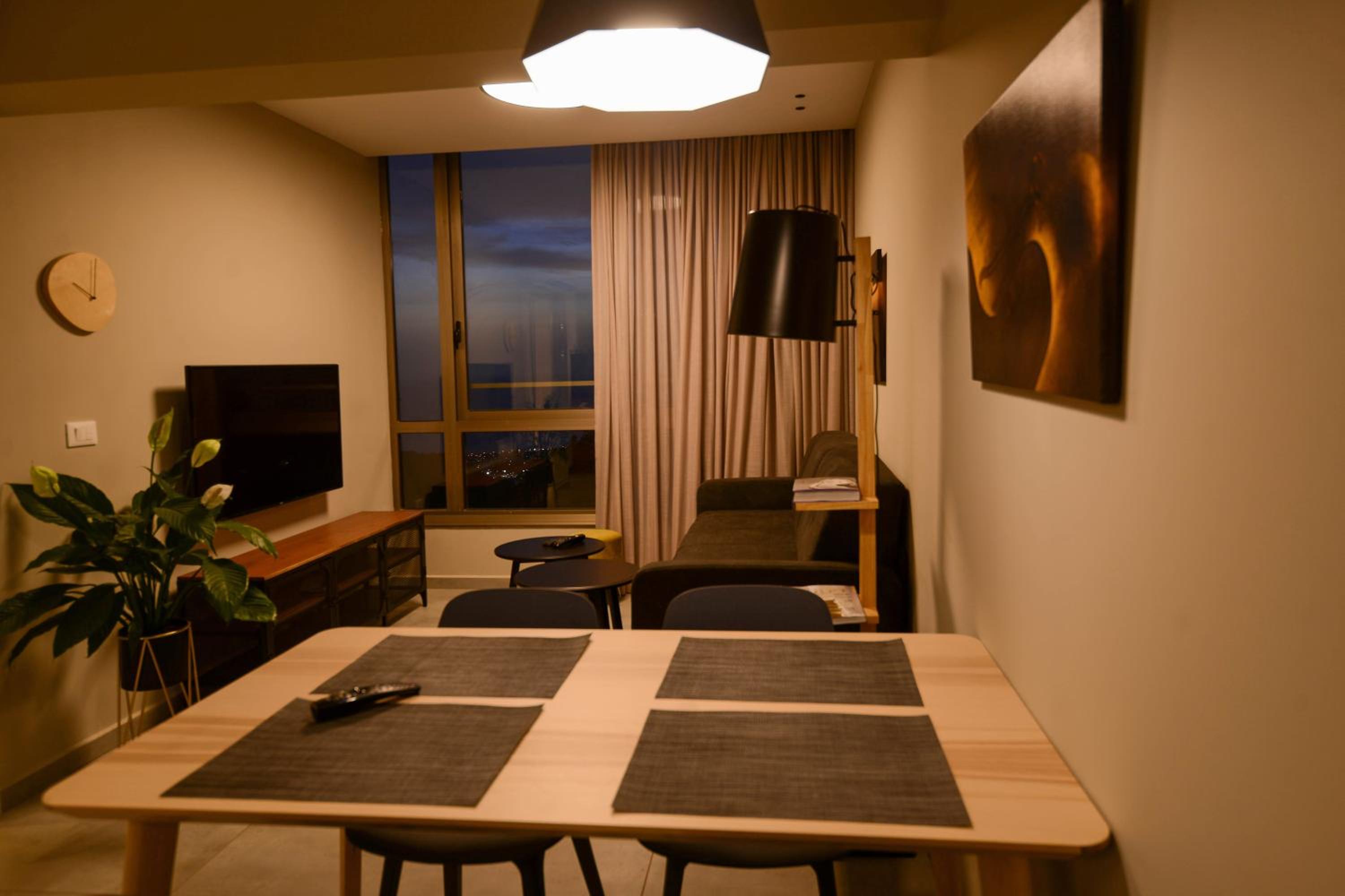 Apartment with Sea View - Photo 12