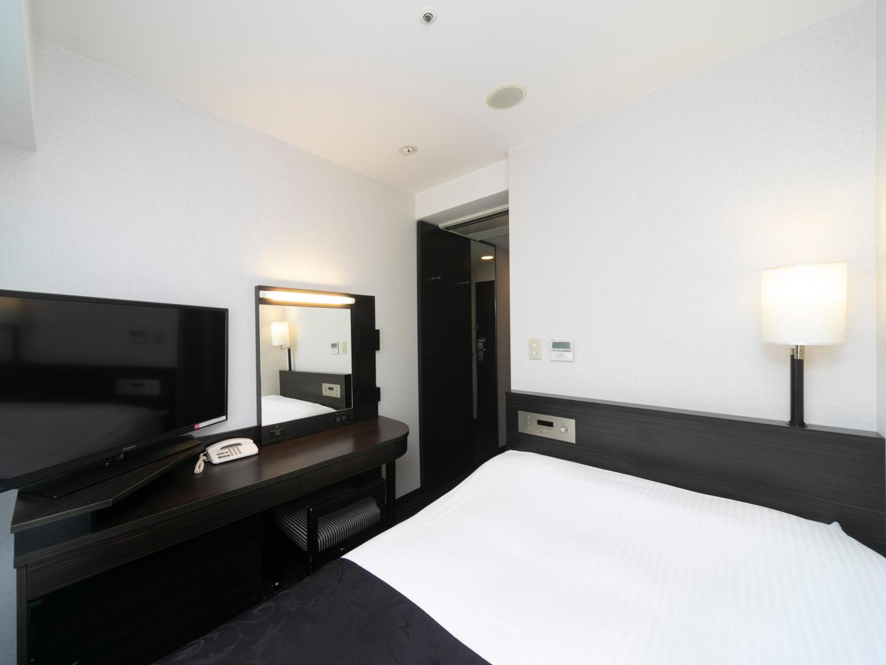 Double Room with Small Double Bed - Non-Smoking - Breakfast Included