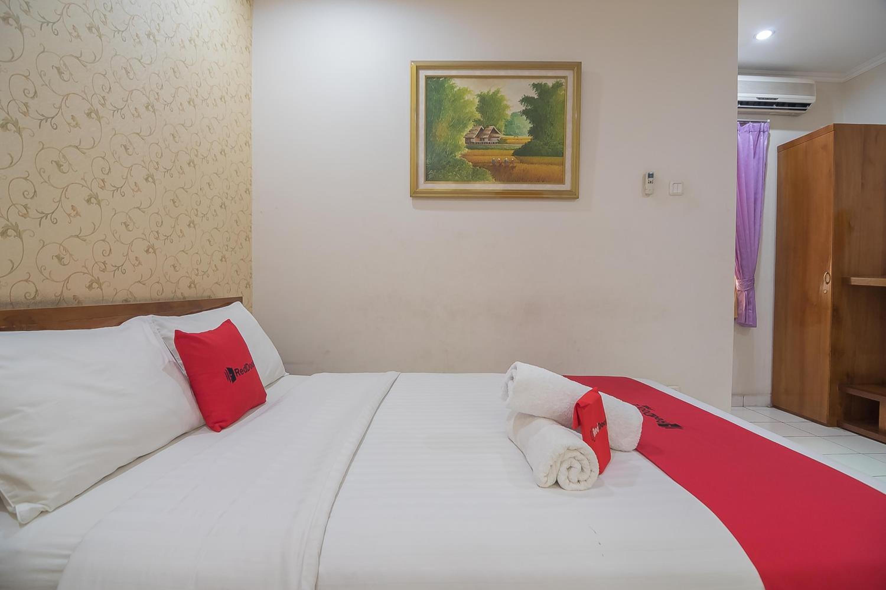 Standard Double Room - Photo 6