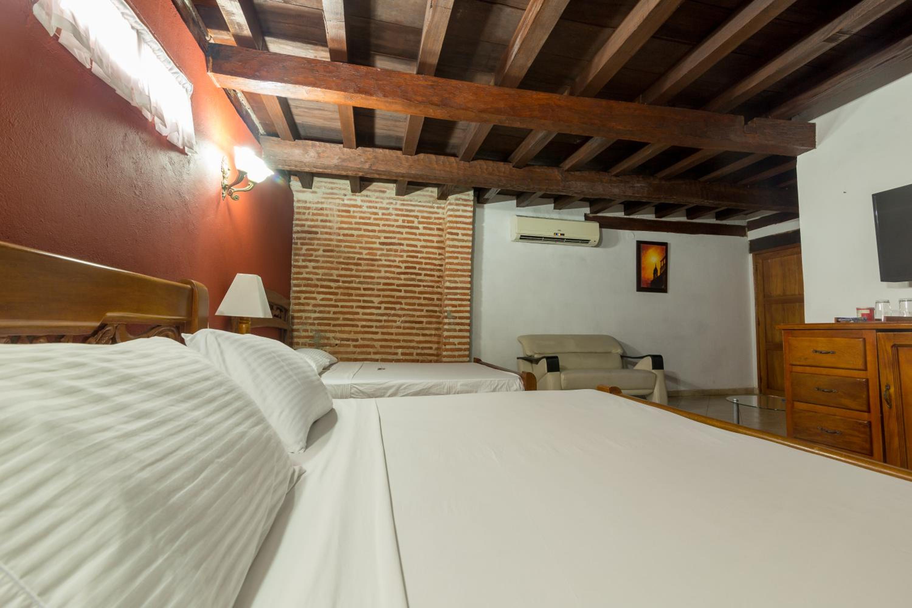 Junior Suite - Photo 2