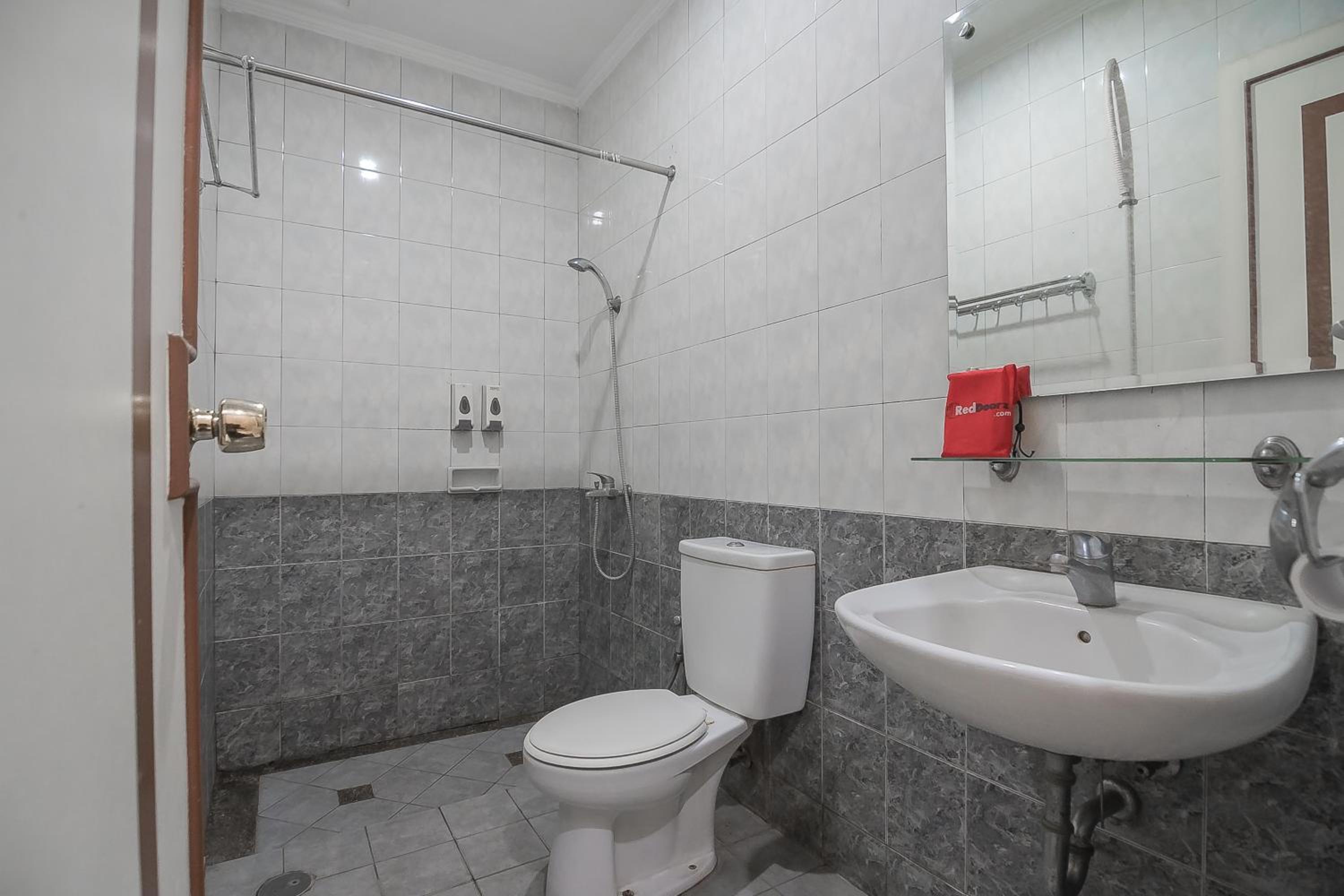 Superior Double Room - Photo 8