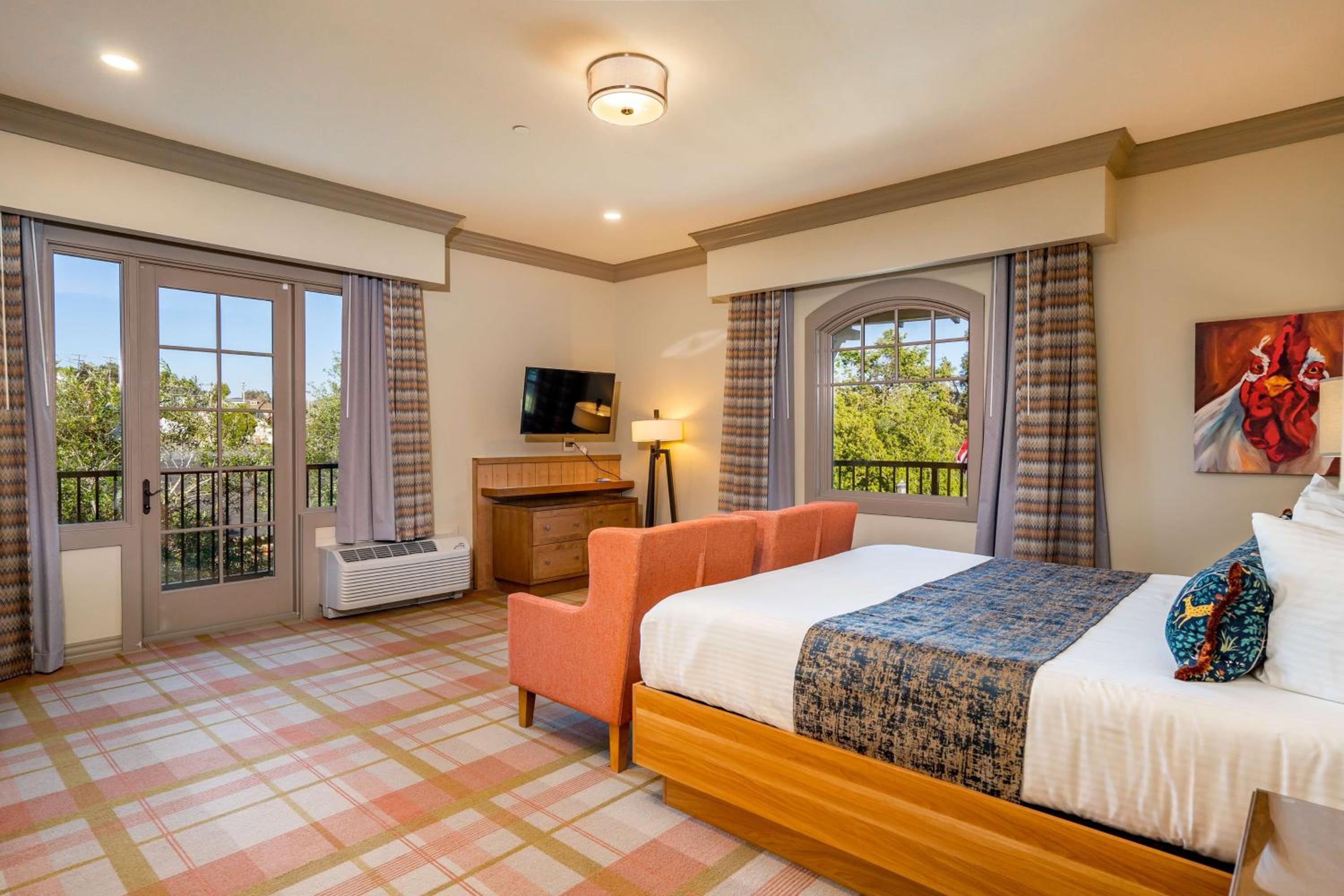 King Suite - Photo 1