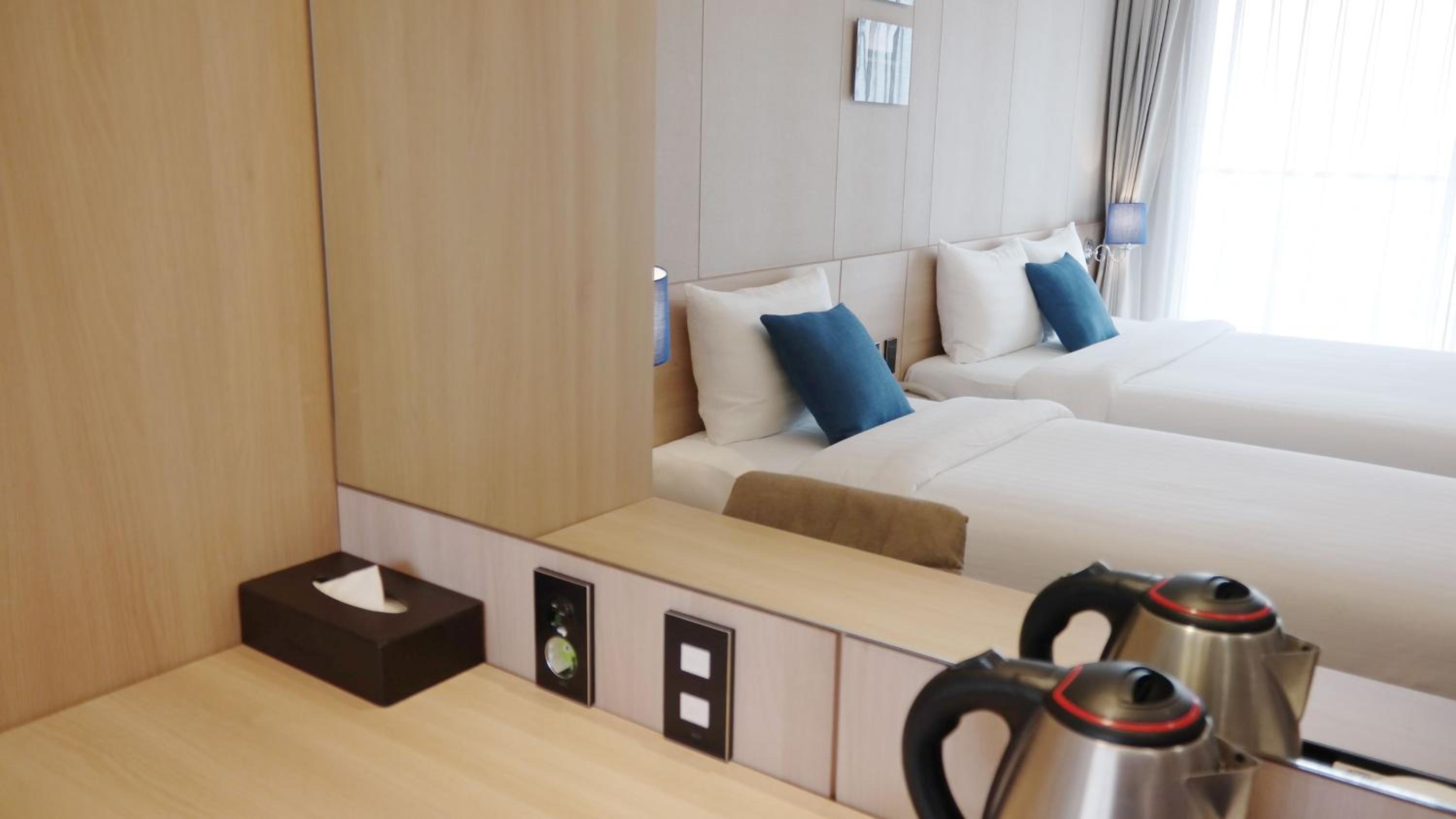 [Special Offer - Welcome to Jeju] Executive Double Room with Sea View + Mandarin Sunglasses 1ea upon check in