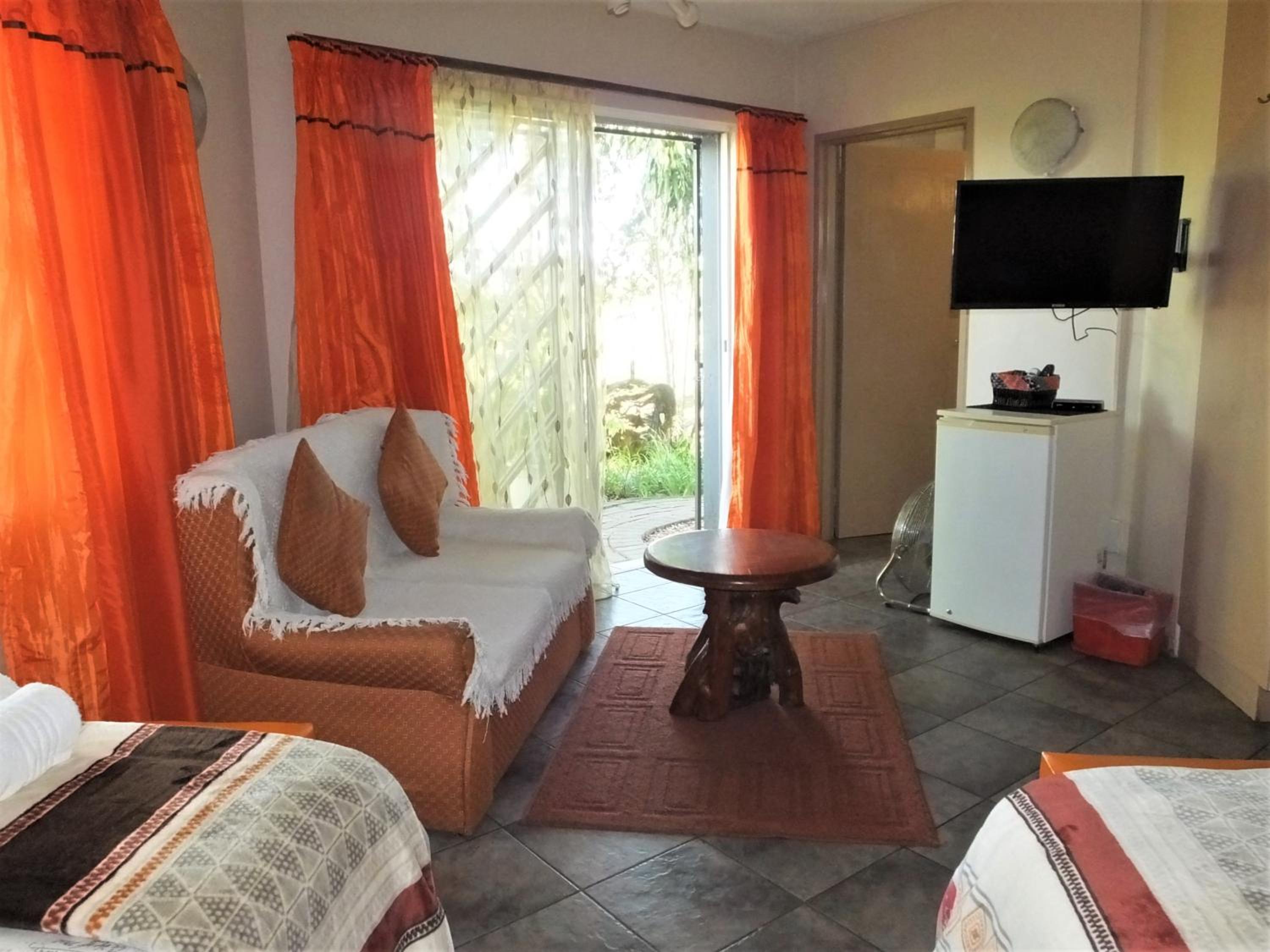 Family Room photo 3
