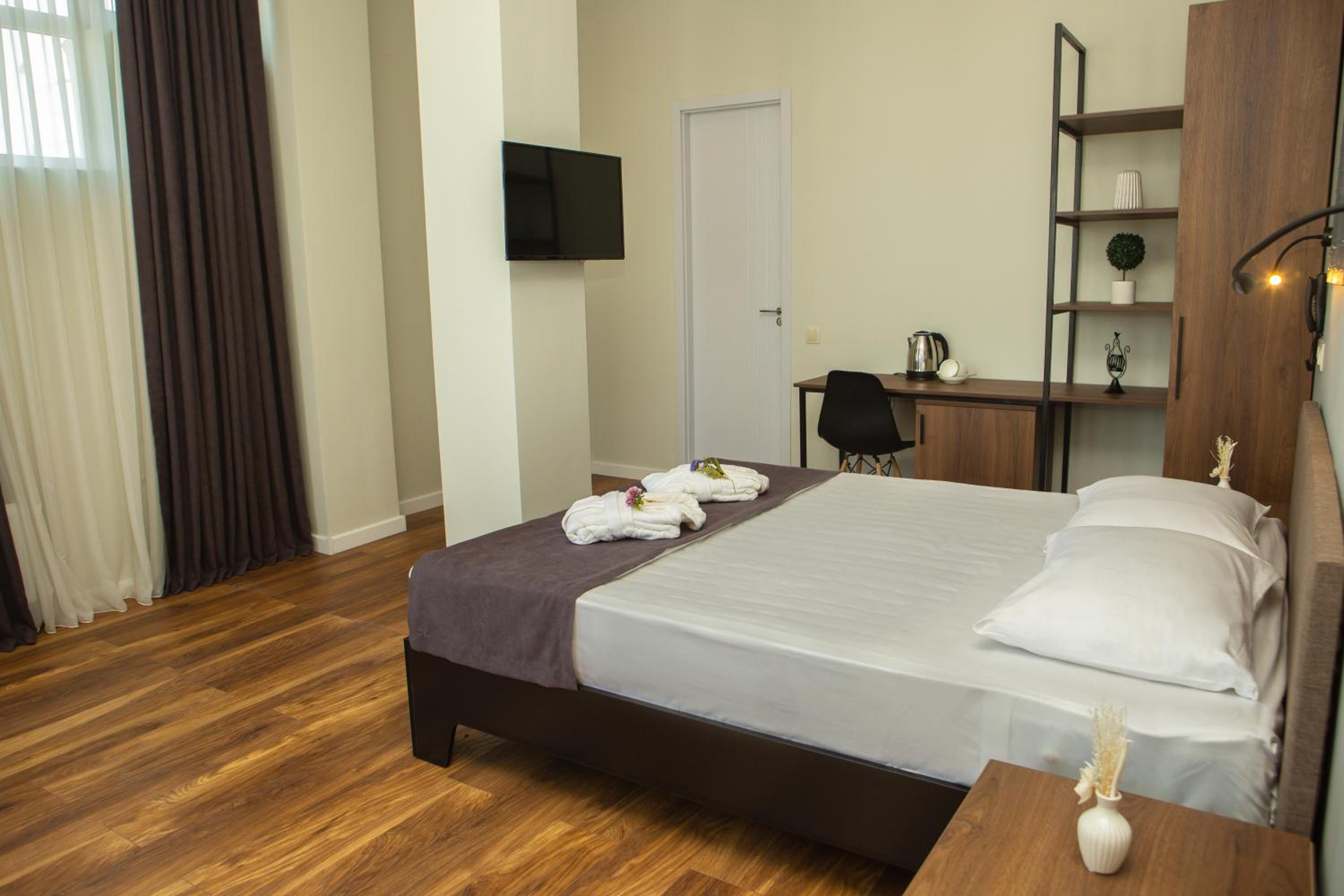 Double Room with Terrace - Photo 6