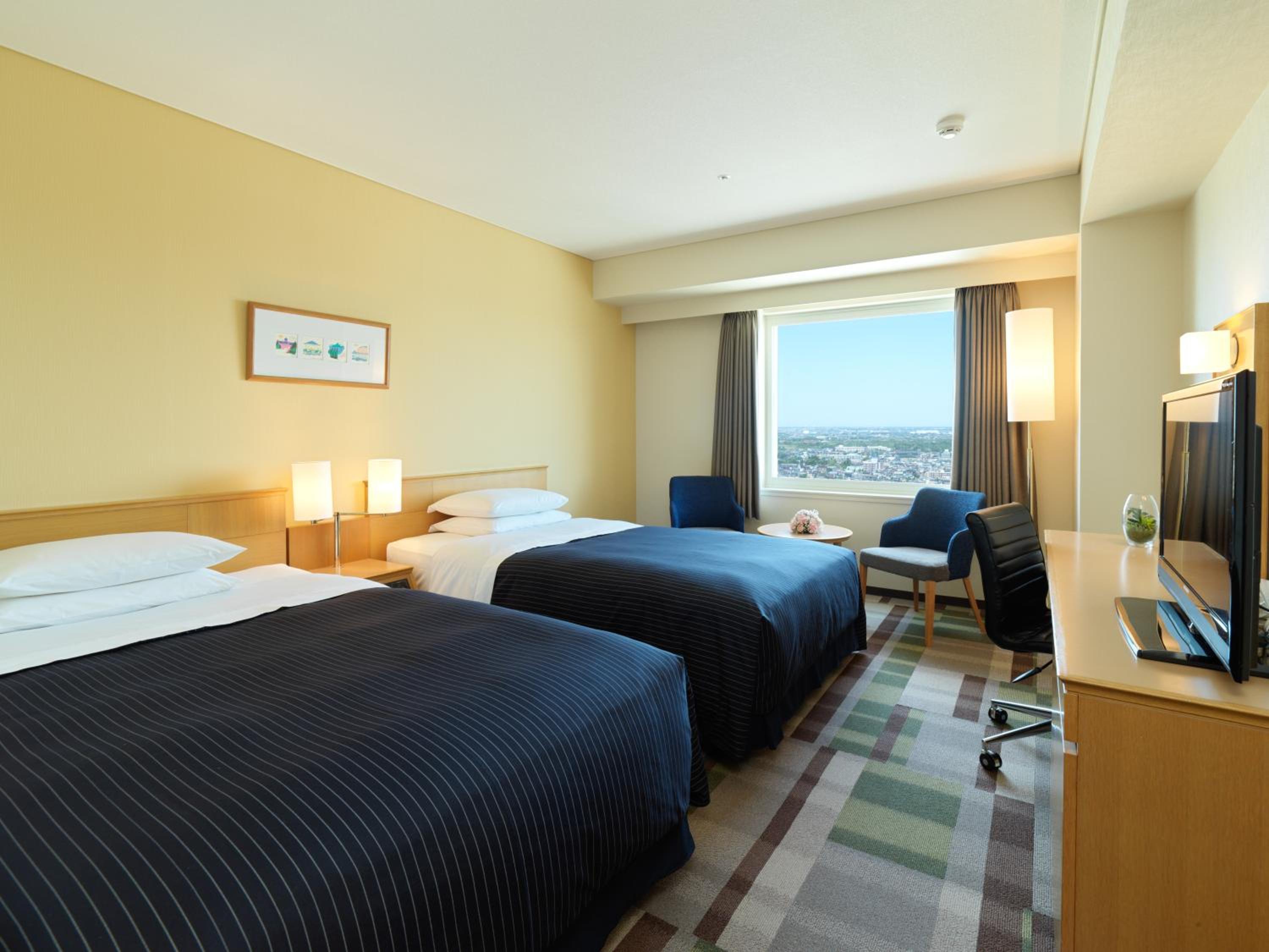 High Floor Twin Room - Non-Smoking  - Photo 3
