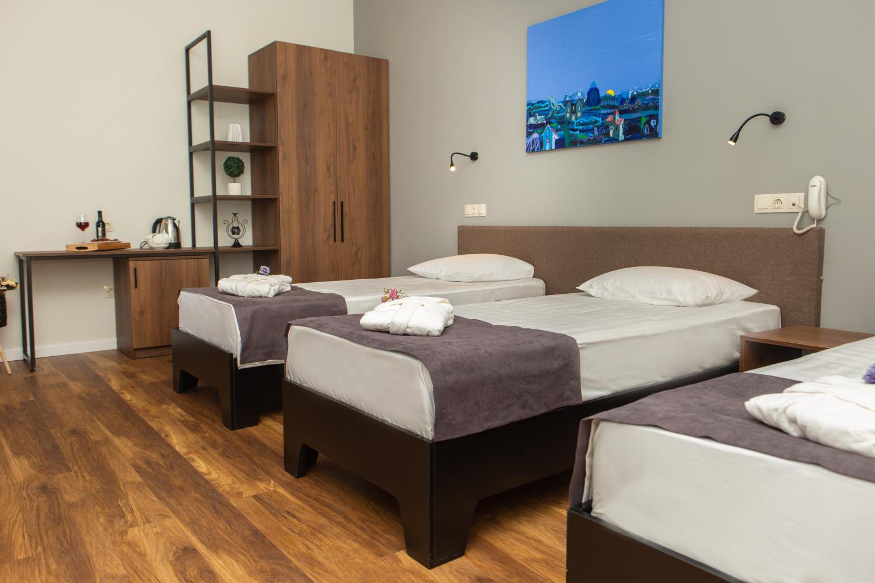 Triple Room with Balcony photo 2
