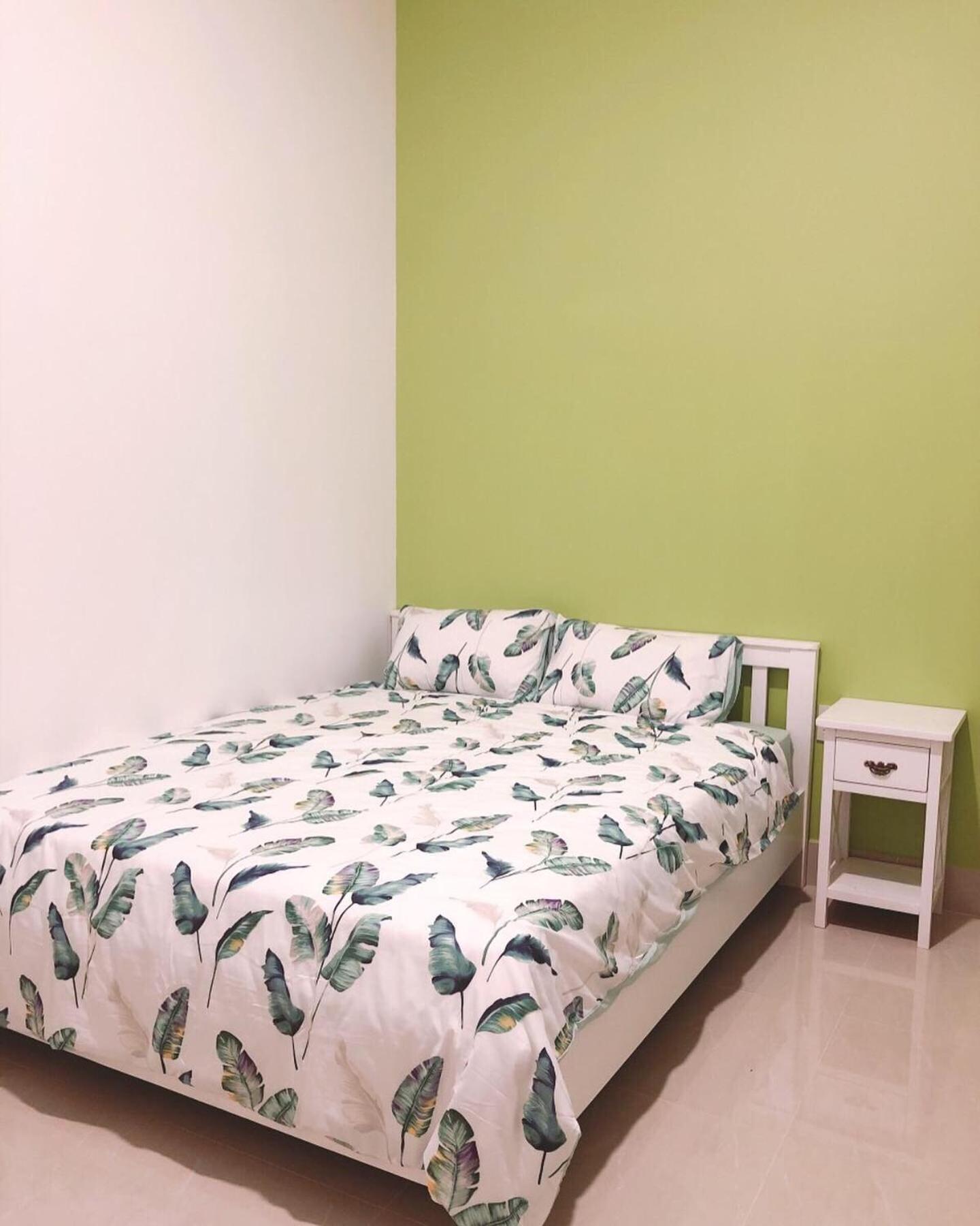 Queen Room